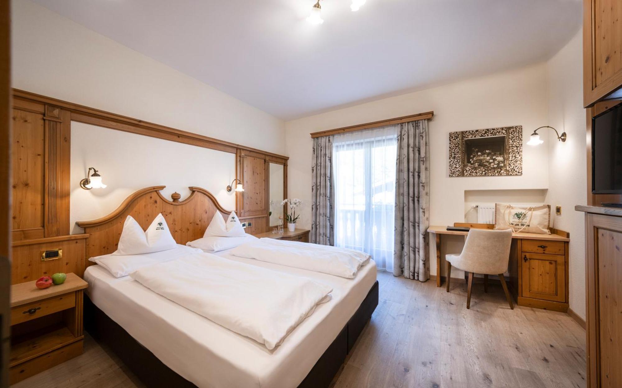 Standard Double Room,1606053513:JPEG