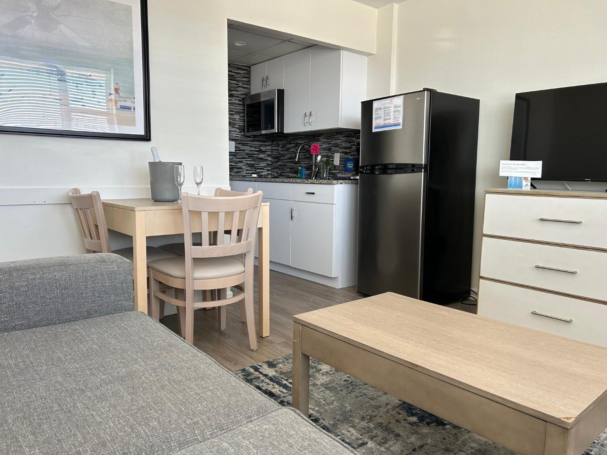 One Bedroom Suite
