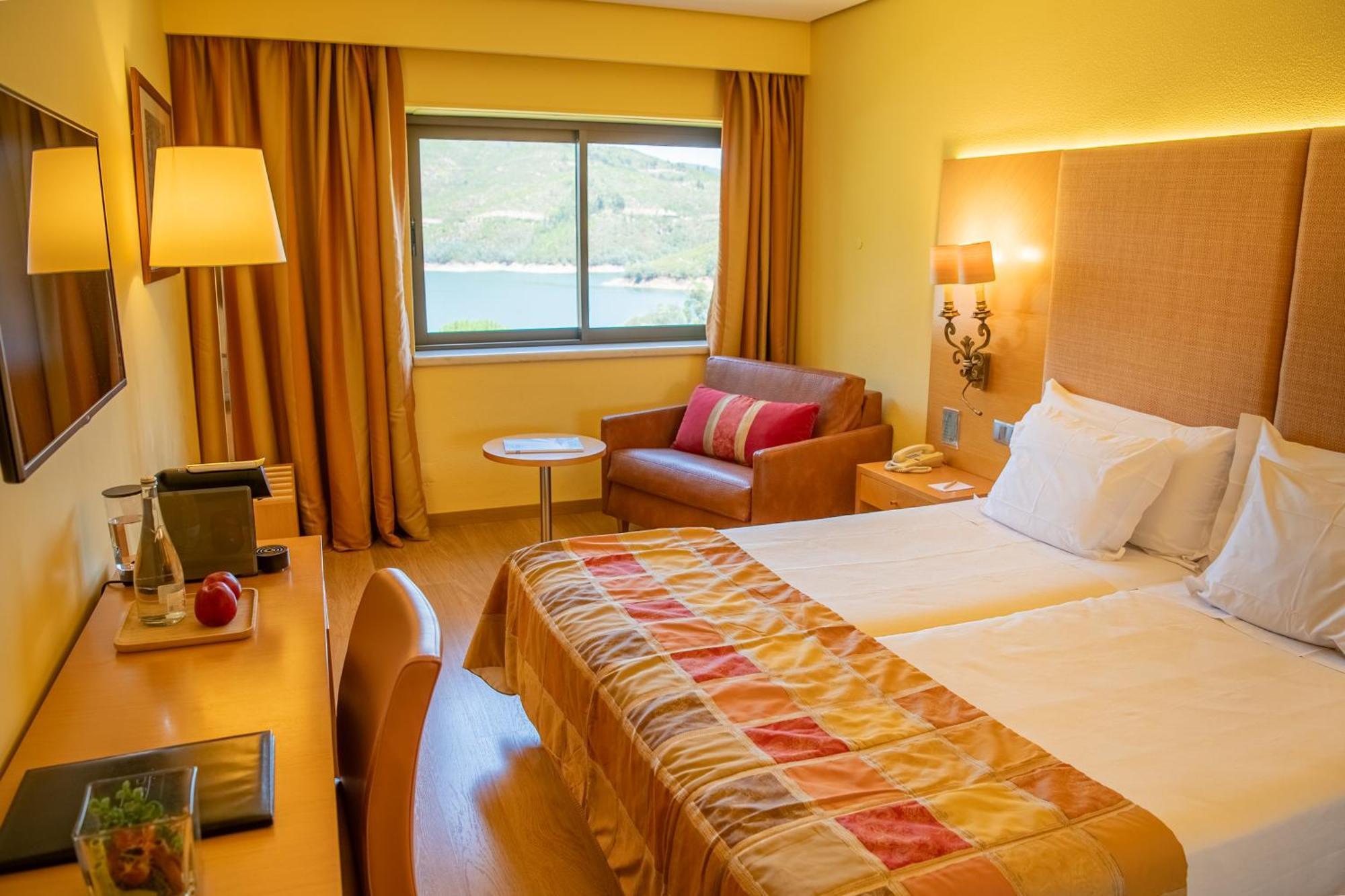 Double Room Lake View