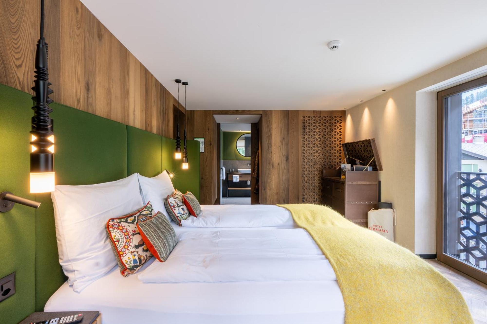 Large Twin Room Balcony
