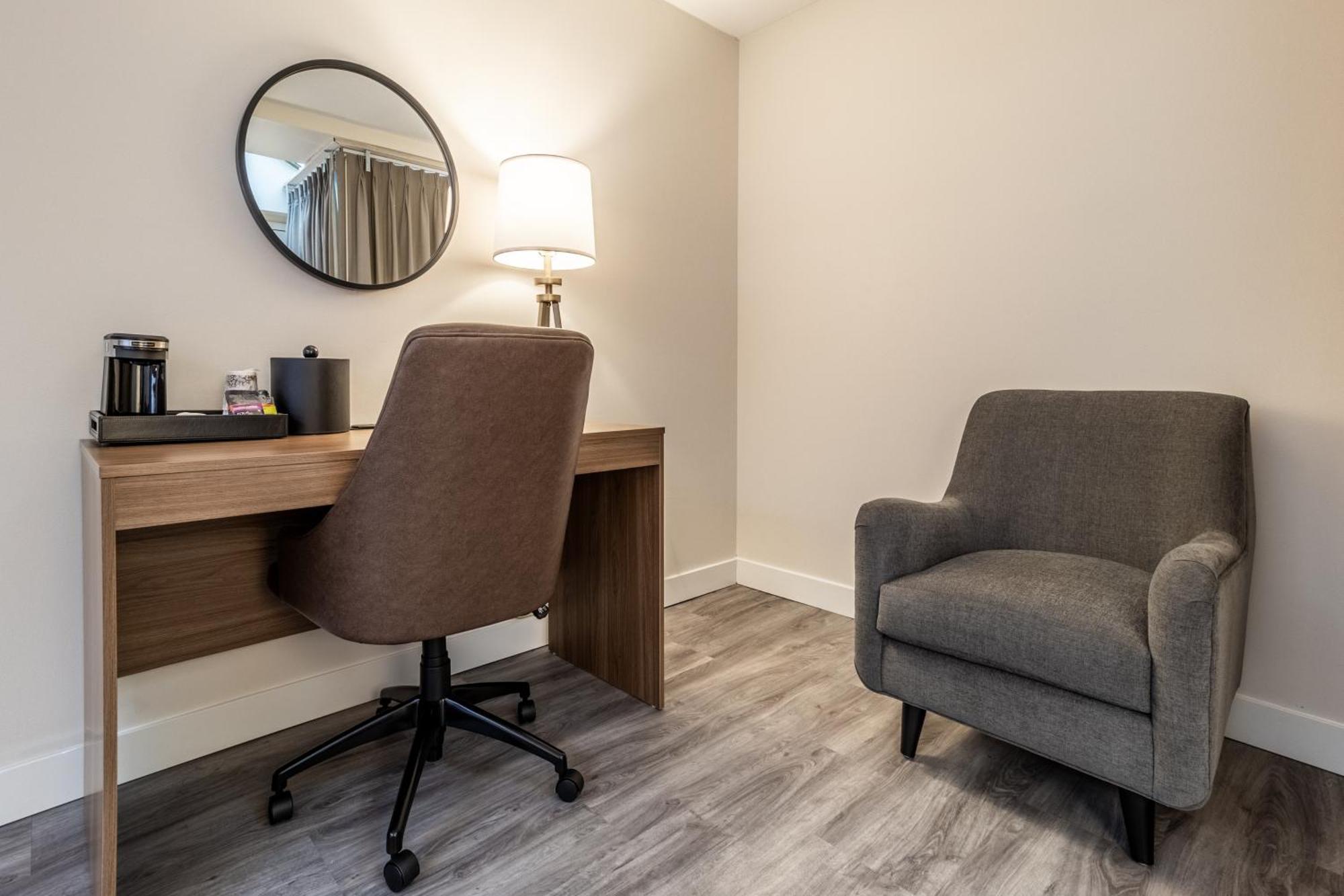 One Queen Bed Interior