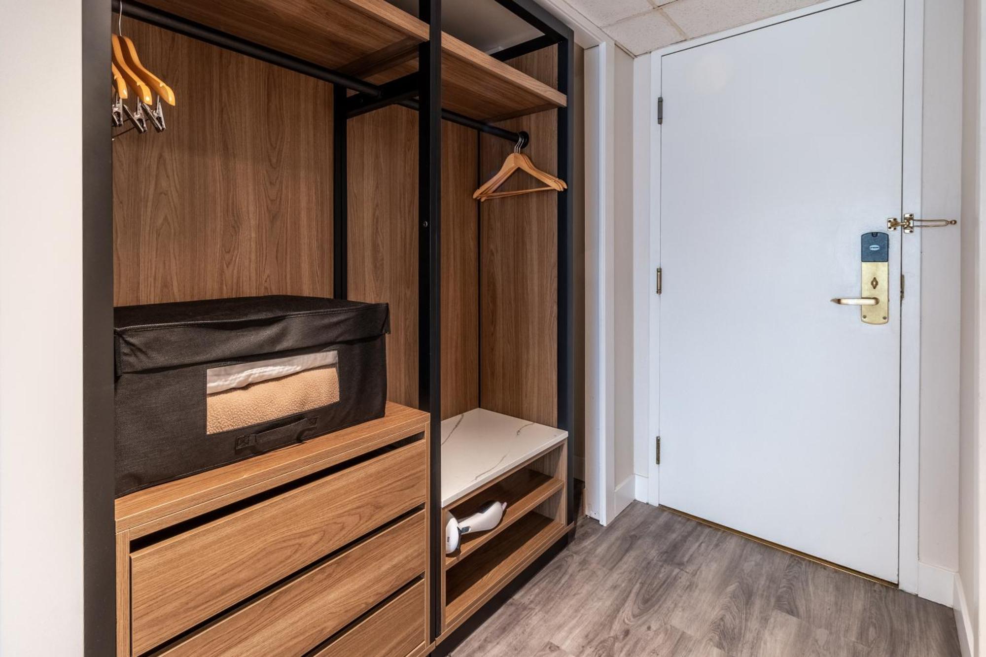 Two Queen Beds,1606551945:JPEG