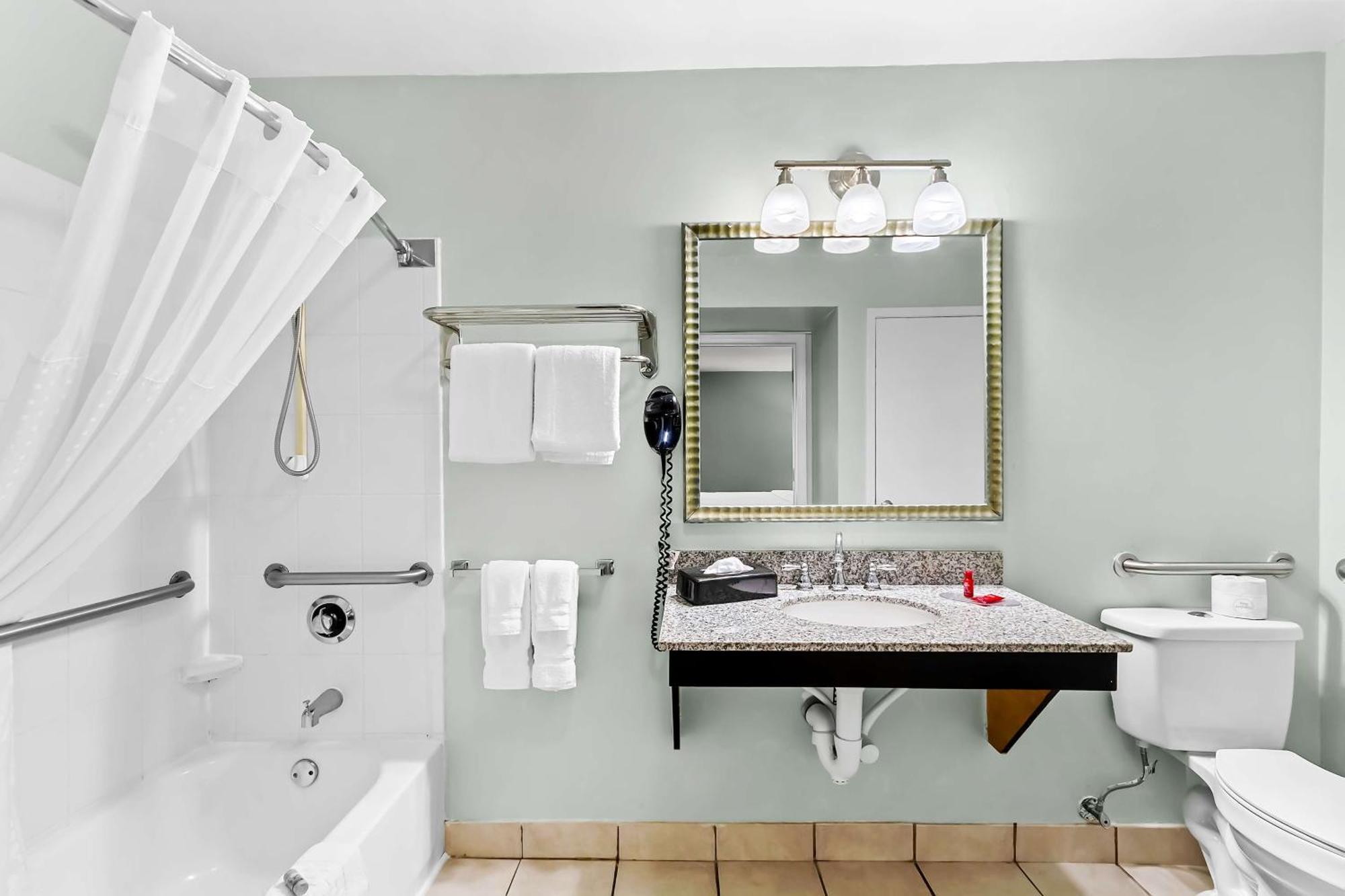 King Suite Bath Tub Sofa Bed Full Kitchen Disability or Non-Smoking,1606570981:JPEG
