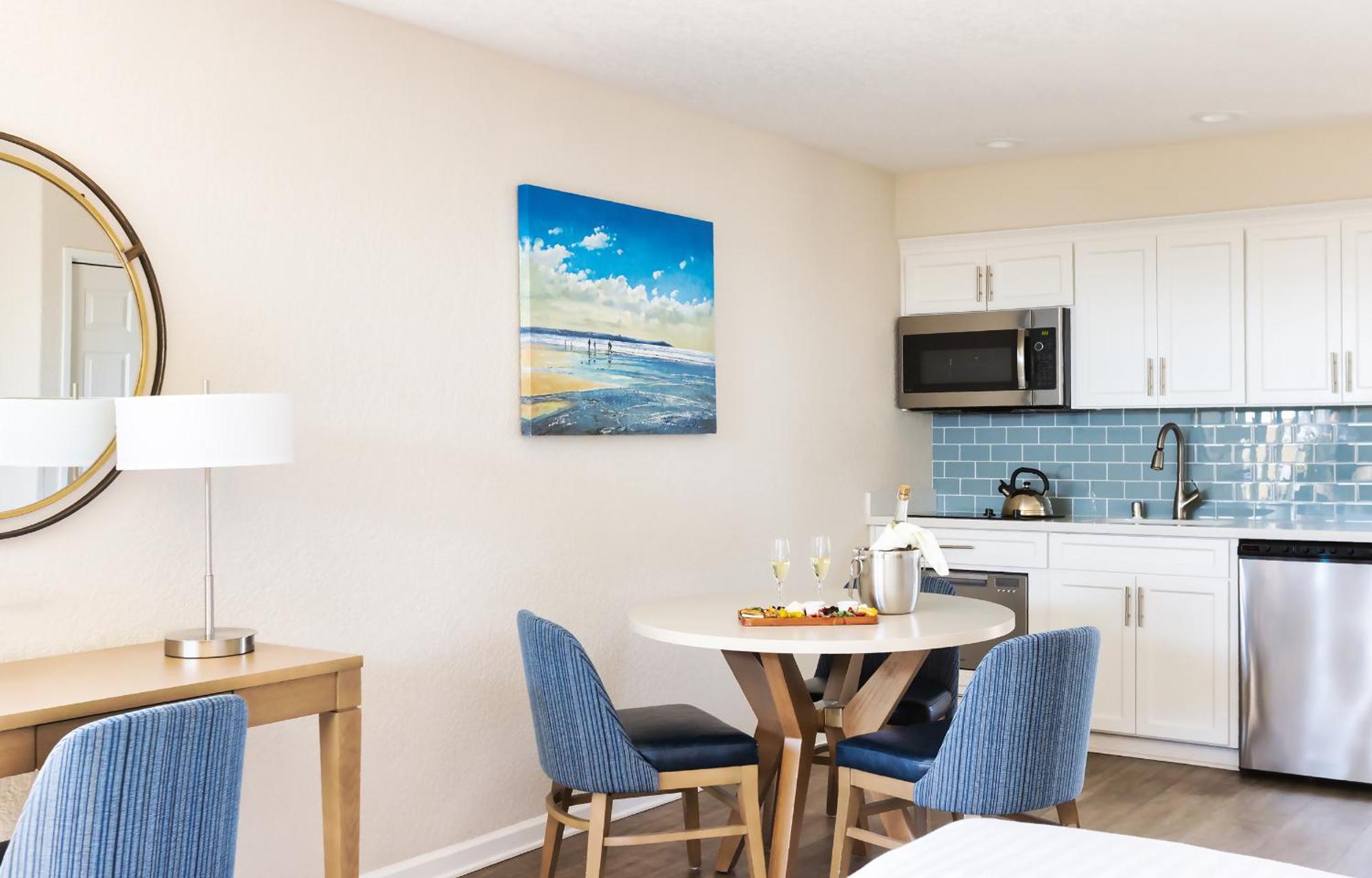 Studio Partial Ocean View