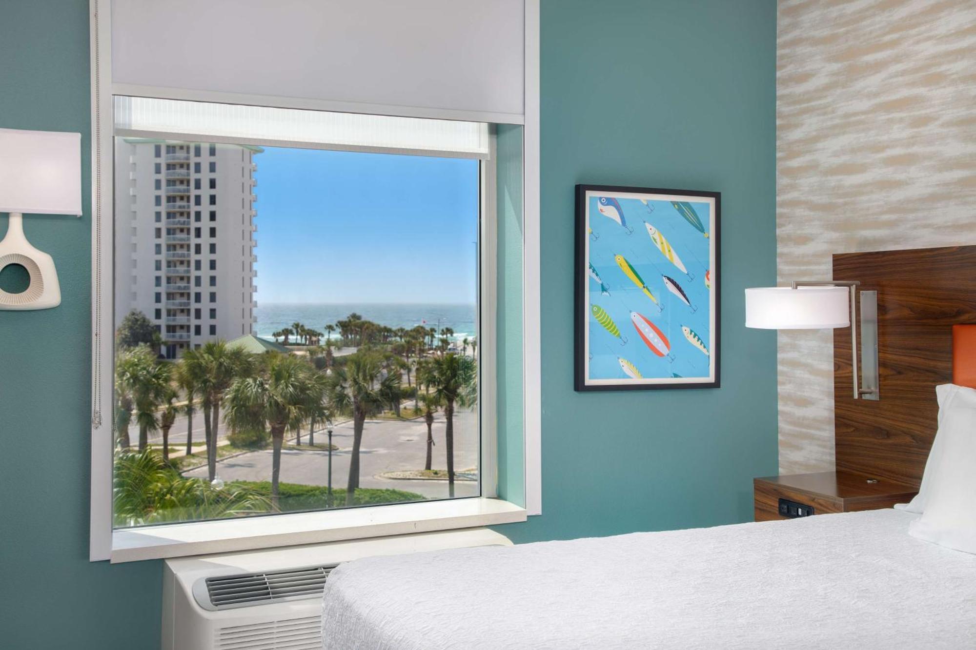 Queen Suite with Two Queen Beds and Partial Gulf View - Non-Smoking,1606591952:JPEG