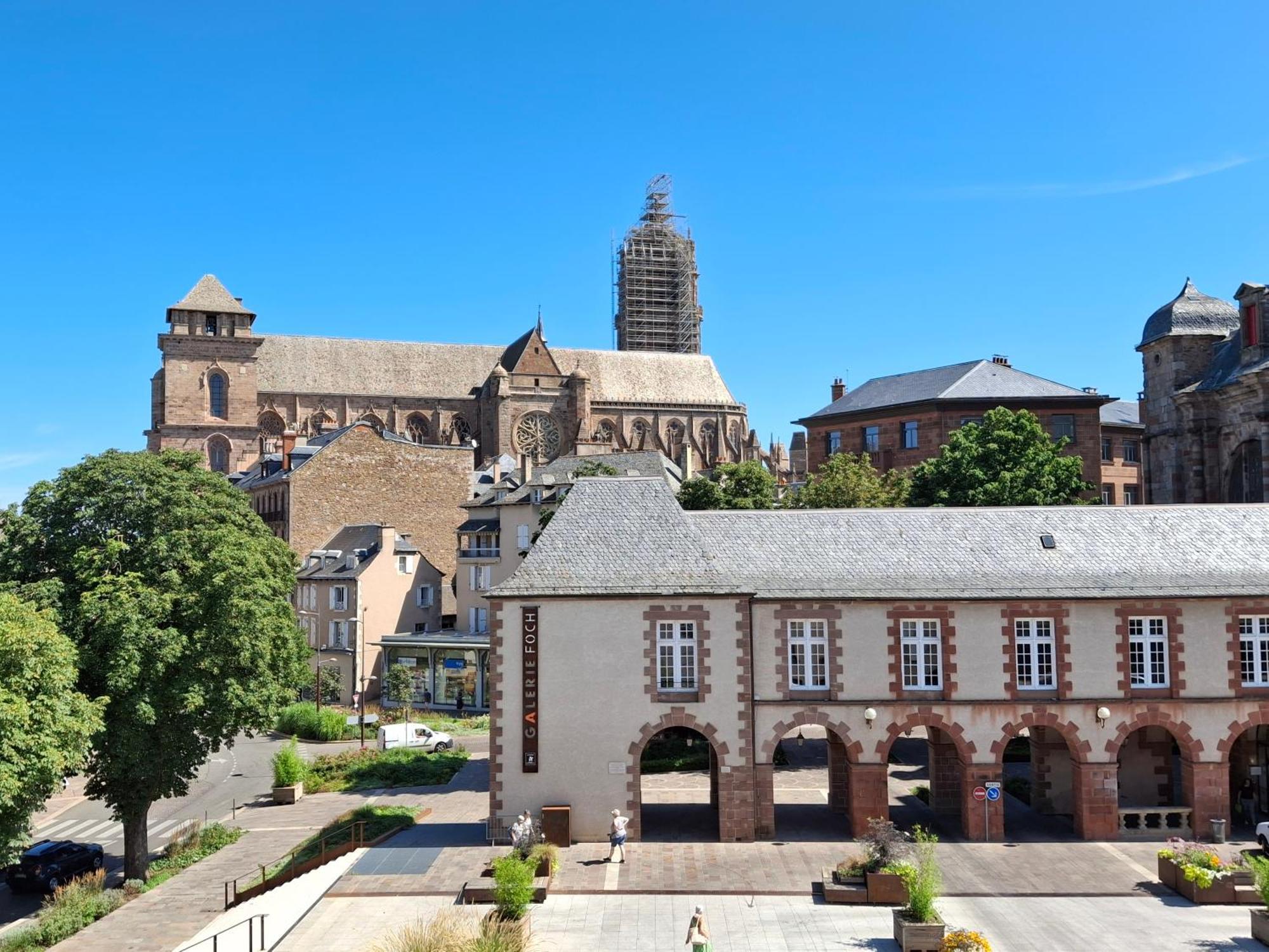 Suite Cathédrale,1708289742:JPEG