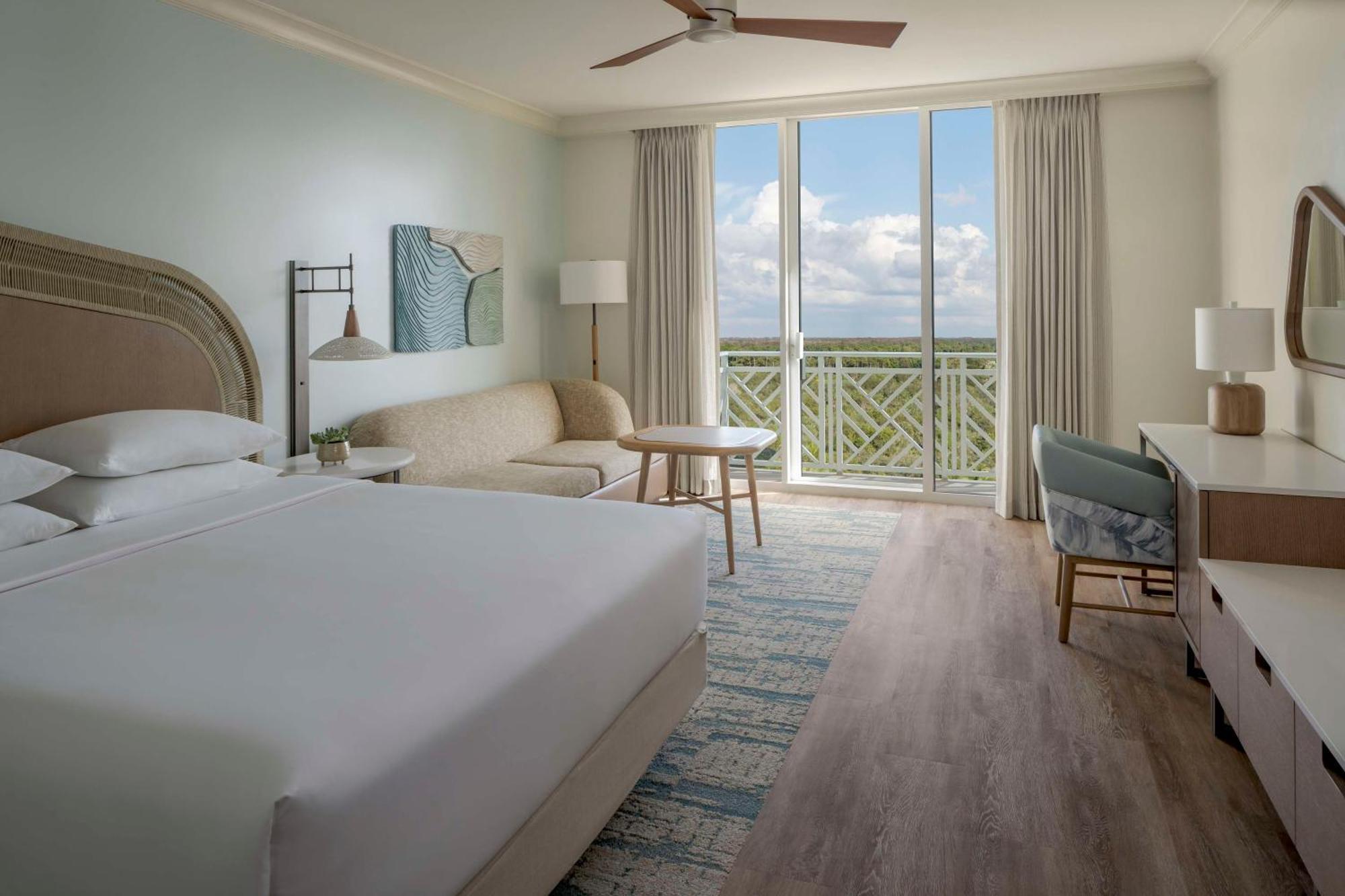 King Room with Sofa Bed and Partial Bay View,1607665205:JPEG