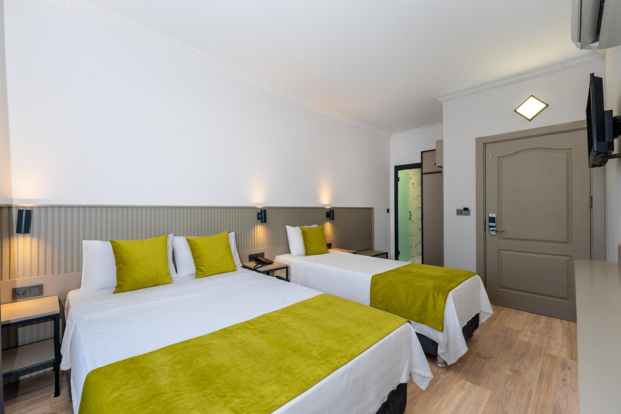 Triple Room,1607667337:JPEG