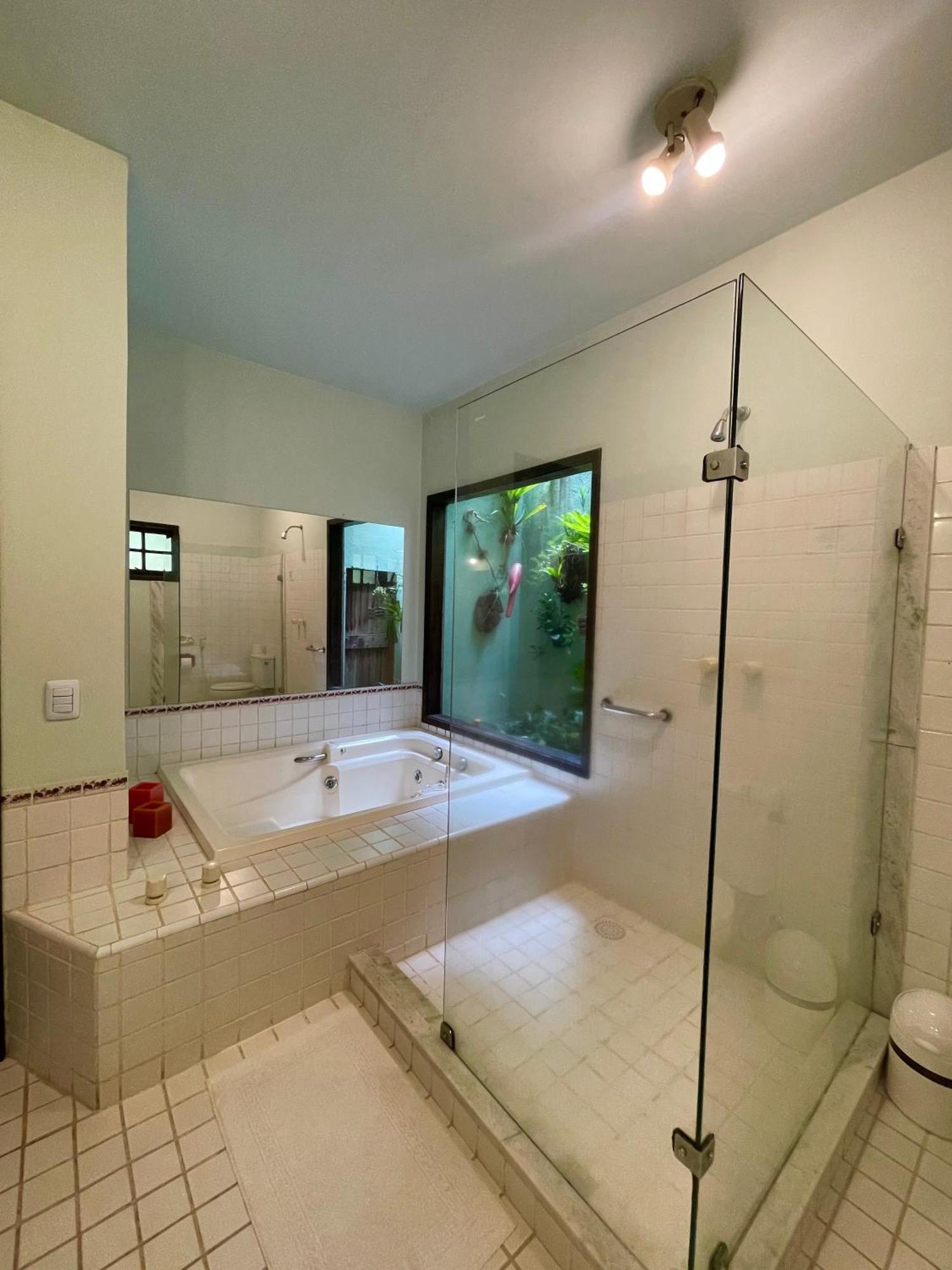 Suite Spa Bath