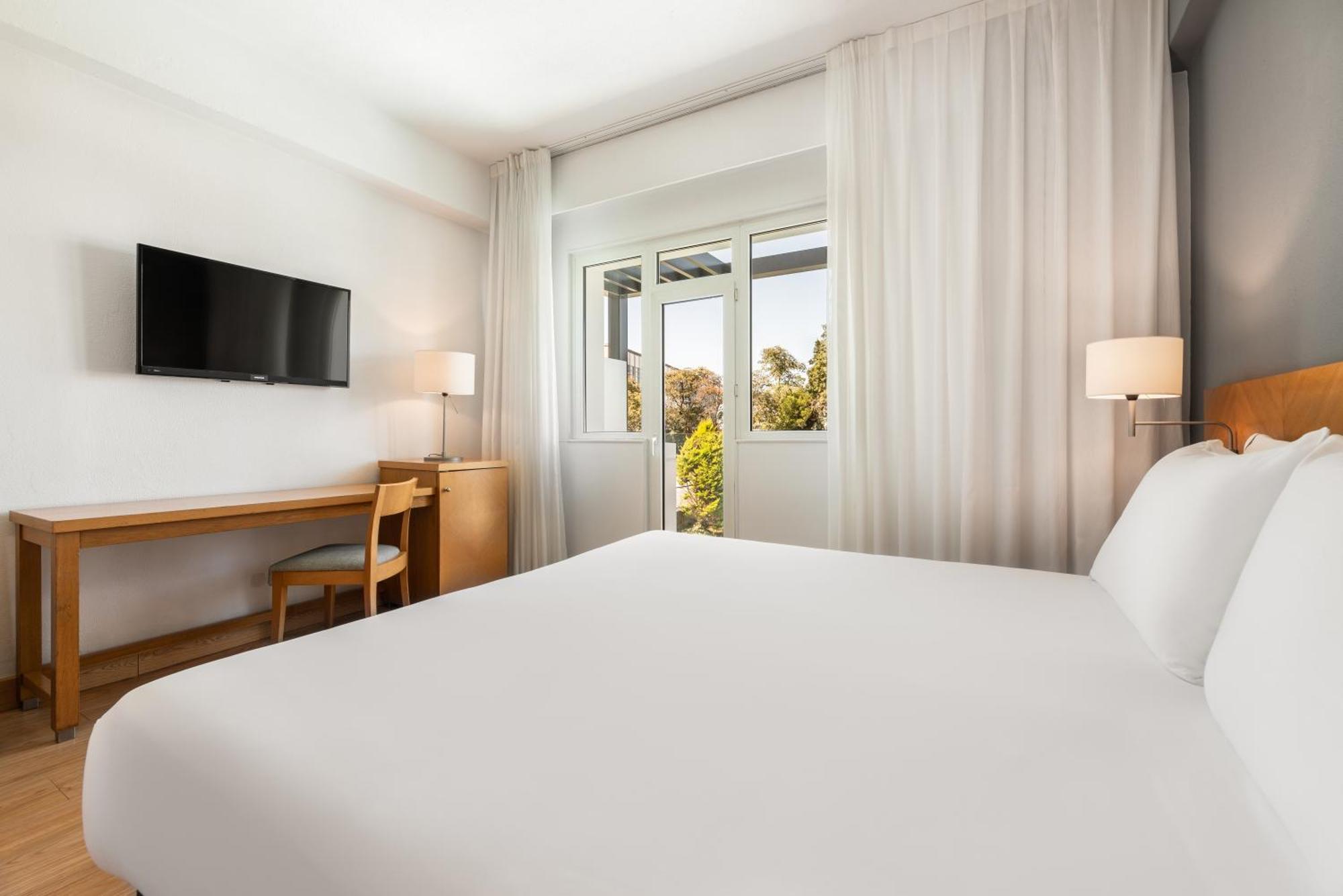 Deluxe Double or Twin Room Balcony