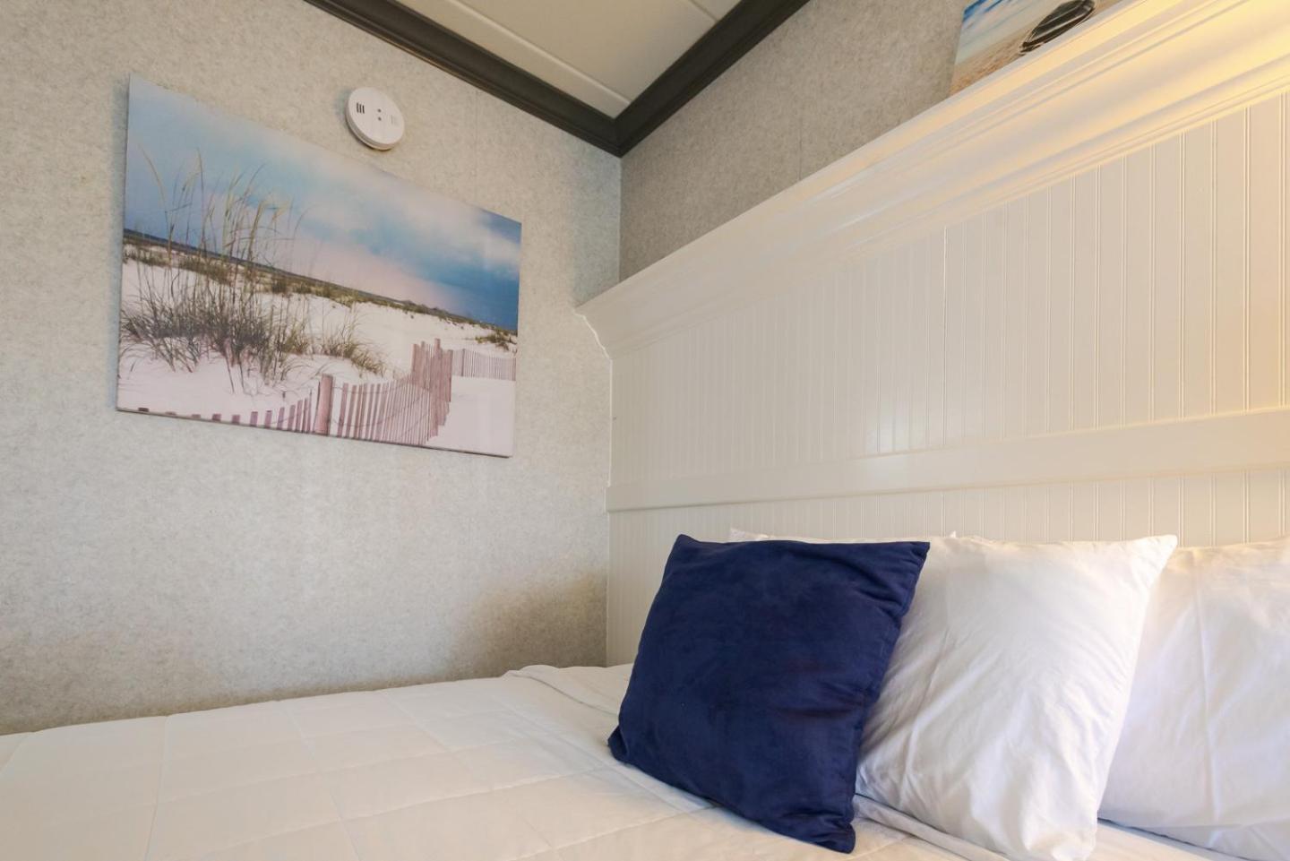 Standard Room Two Queen Beds Pool Side Downstairs