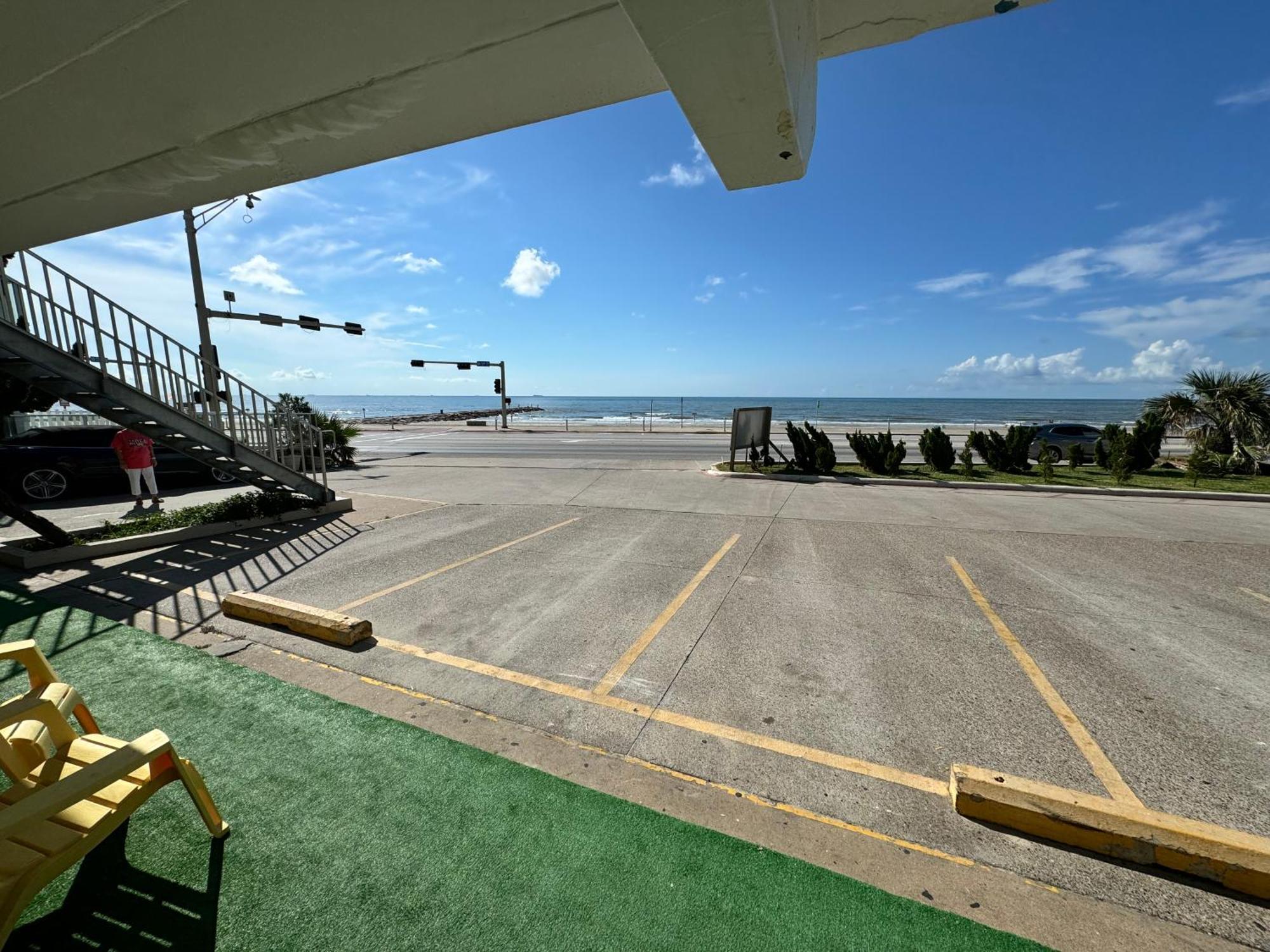 Standard Room Two Queen Beds Ocean View Downstairs