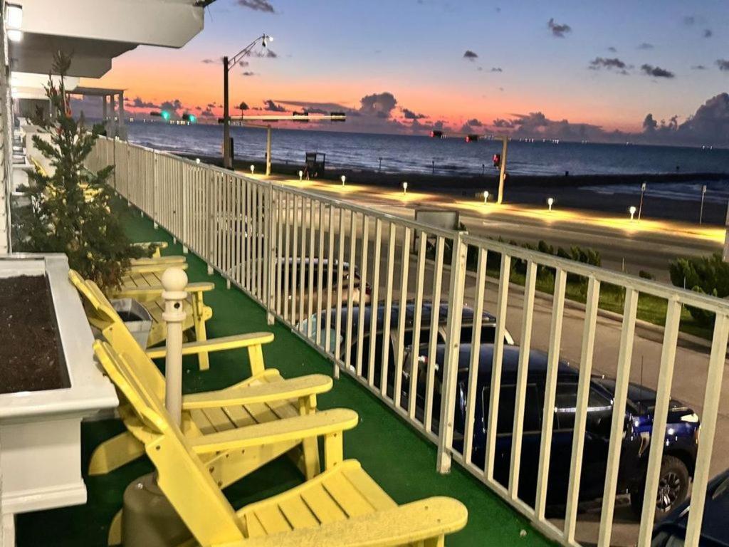 King Room Ocean View Upstairs,1608307208:JPEG