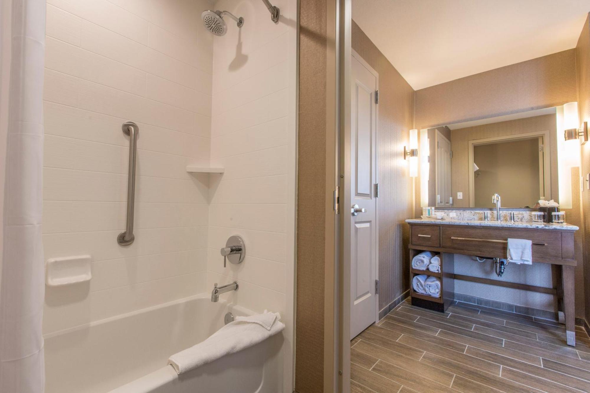 King Studio Suite Non-Smoking
