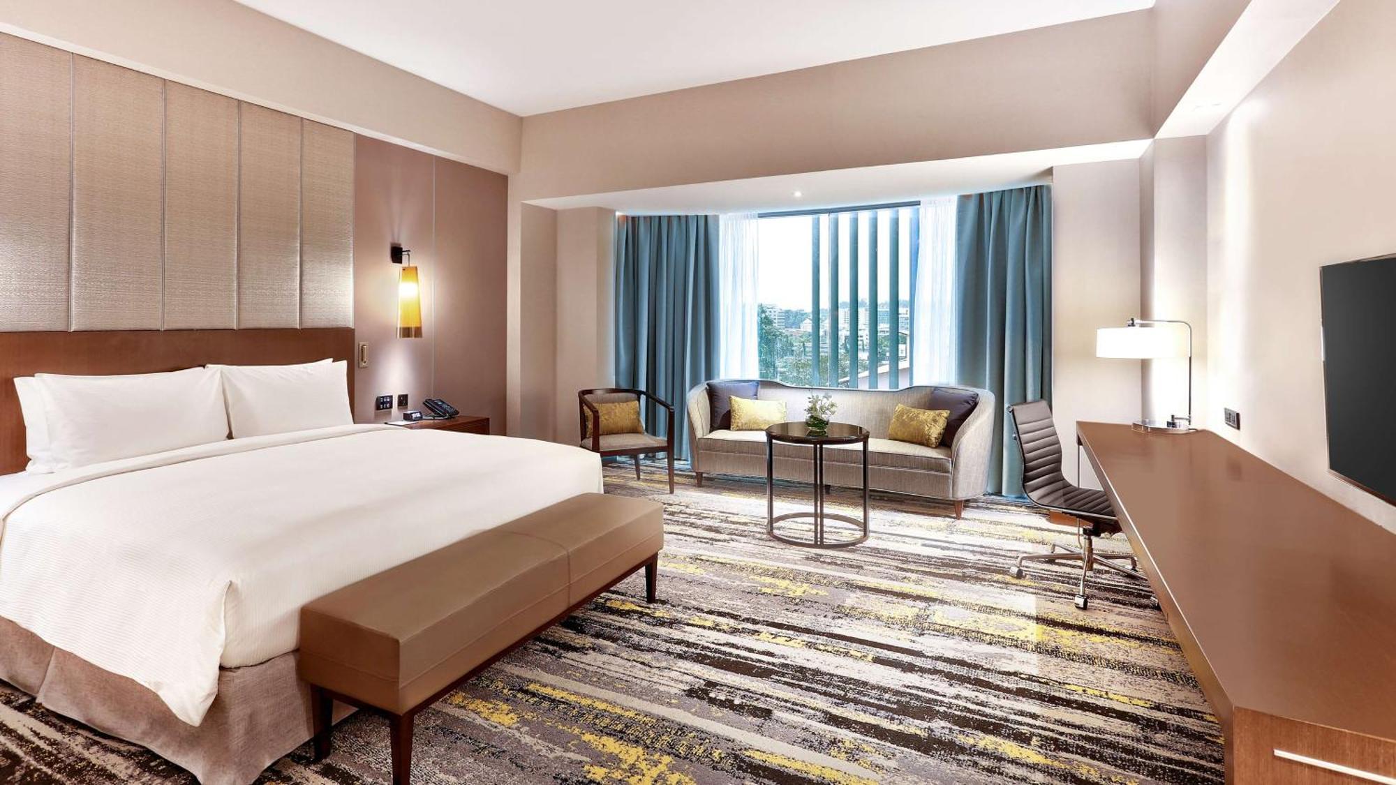 Premium King Room