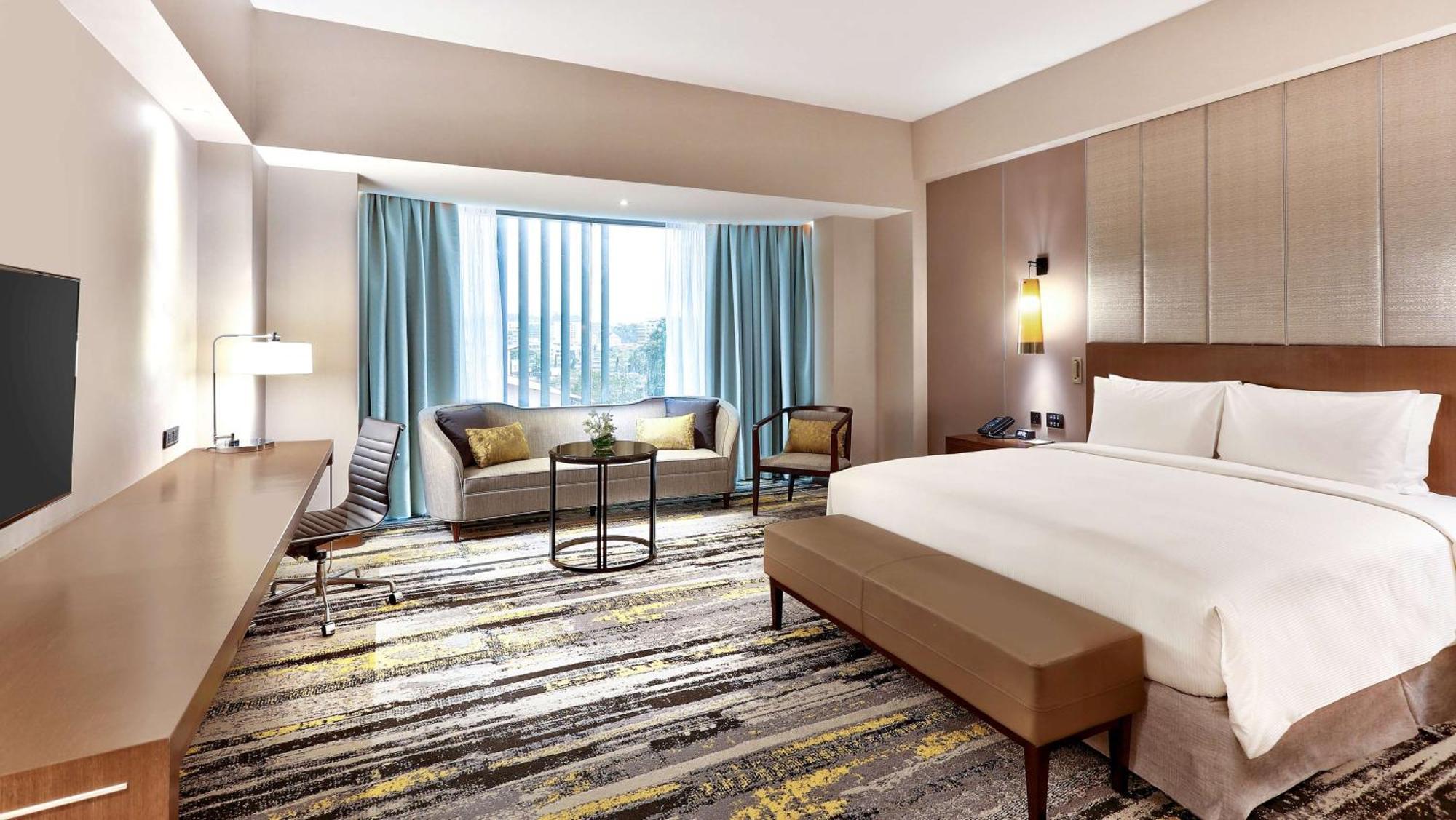 Premium King Room
