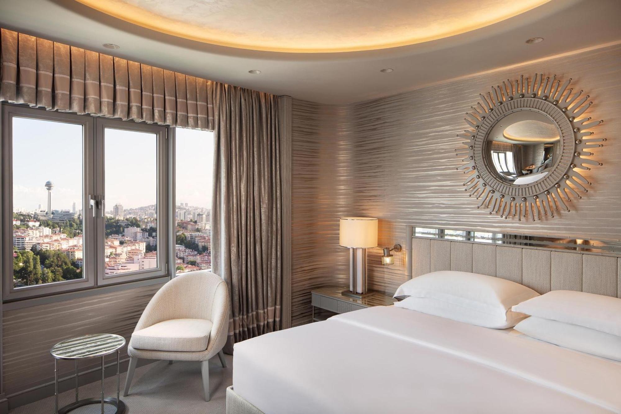 Premium King Room