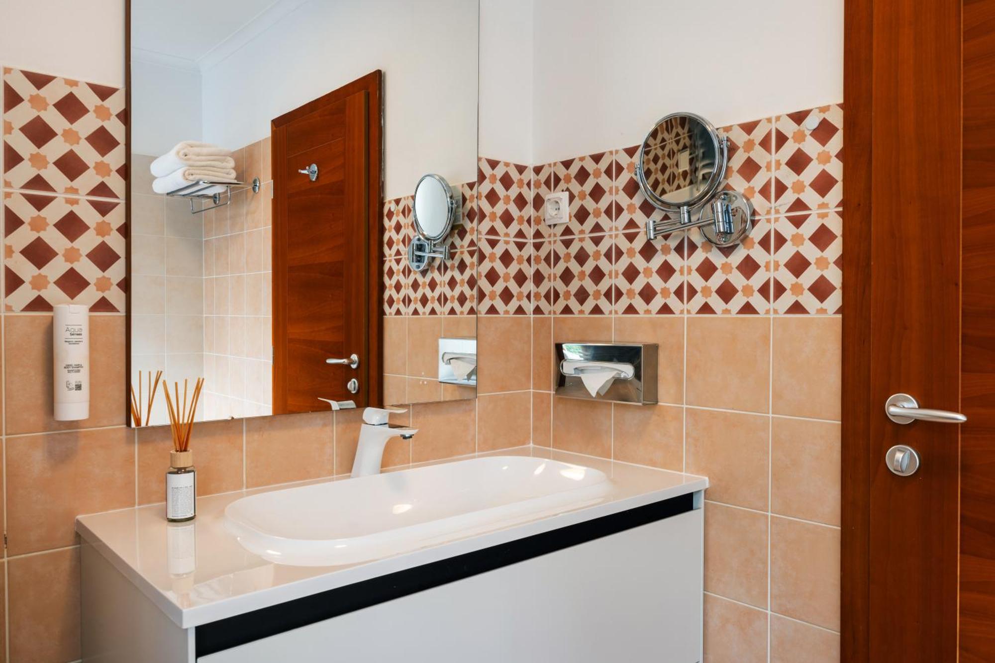 Executive Double Room Lake Side