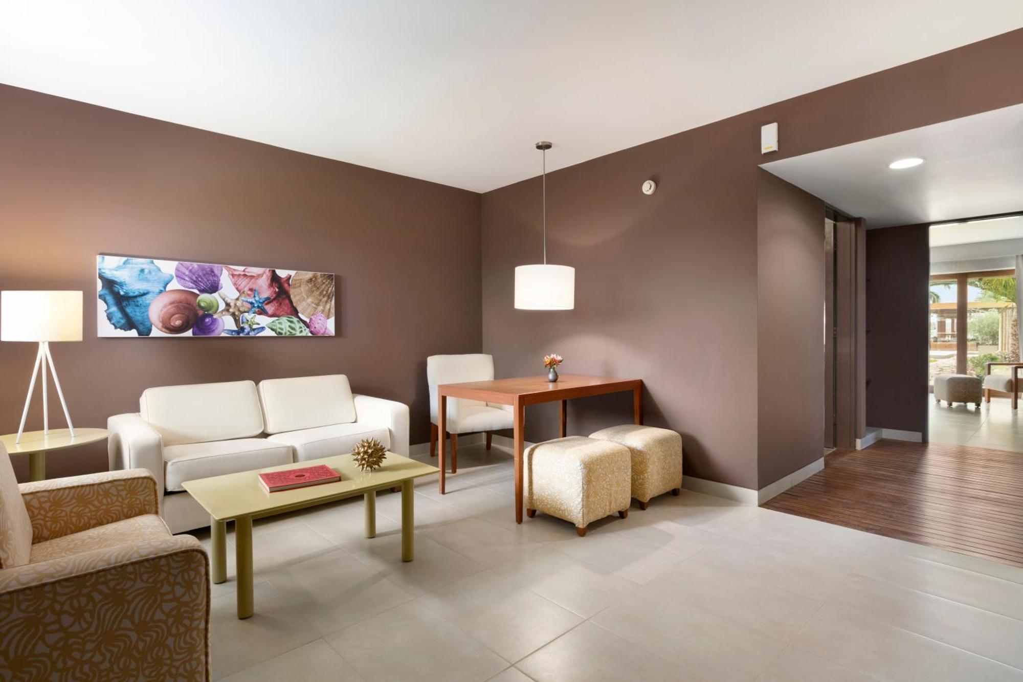 King Suite Terrace Garden View