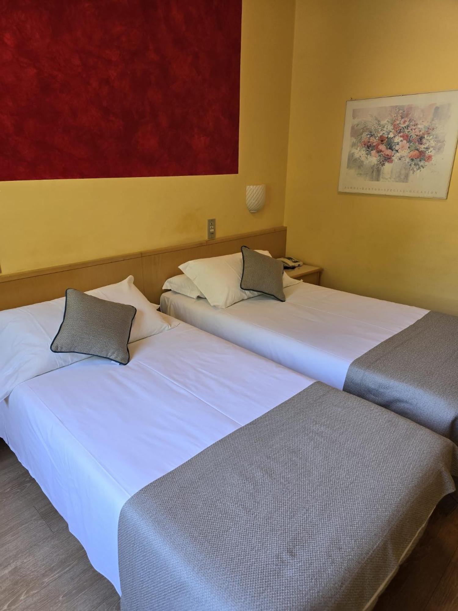 Triple Room,1609311280:JPEG