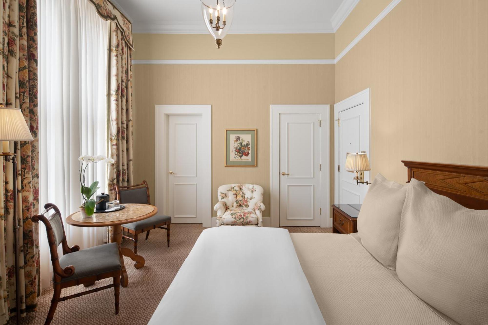 Superior King Room