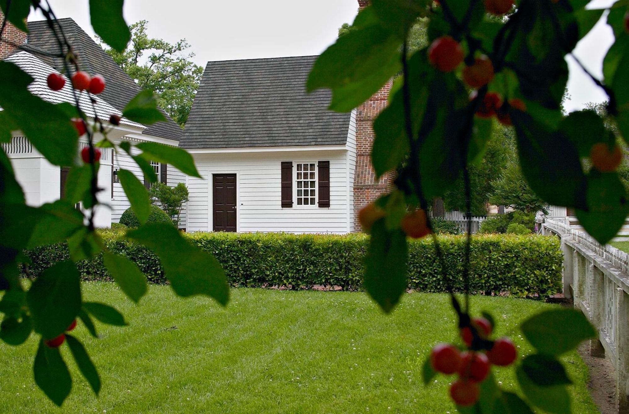One Bedroom Standalone Colonial House,1609338270:JPEG