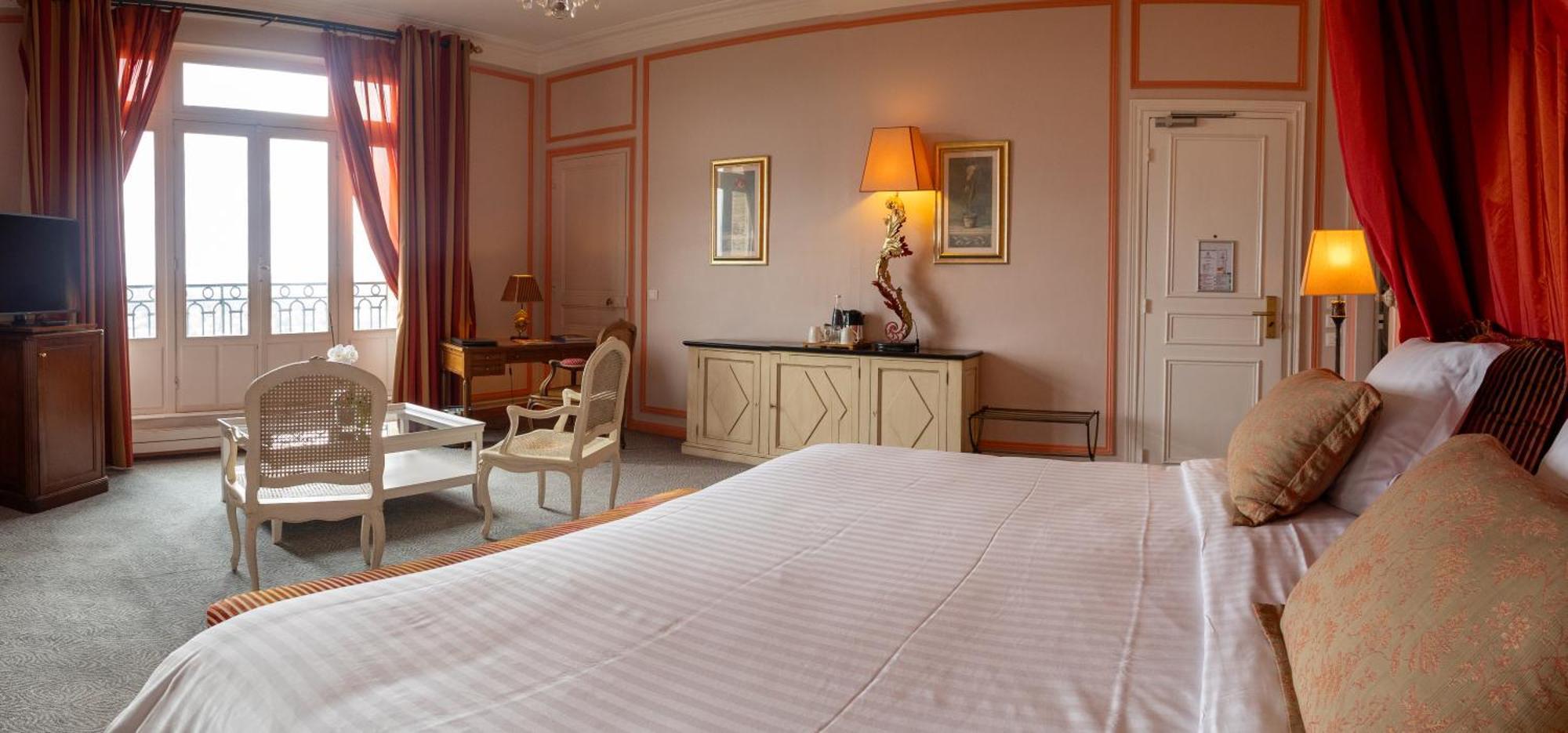 Junior suite Double ou Lits Jumeaux avec Vue Panoramique sur Paris