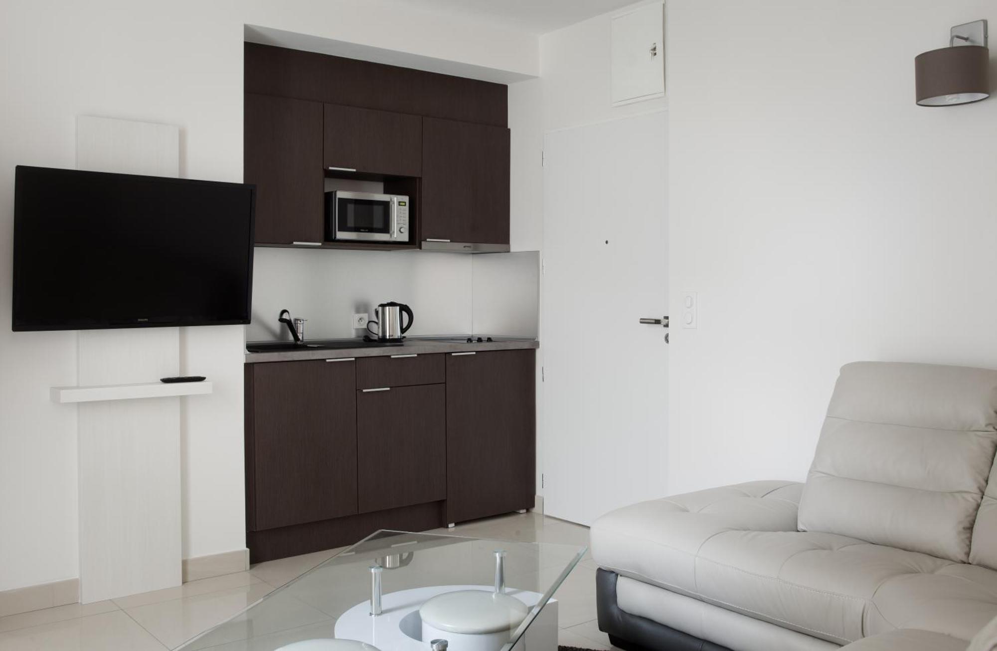 Two-Bedroom Apartment,1609718771:JPEG