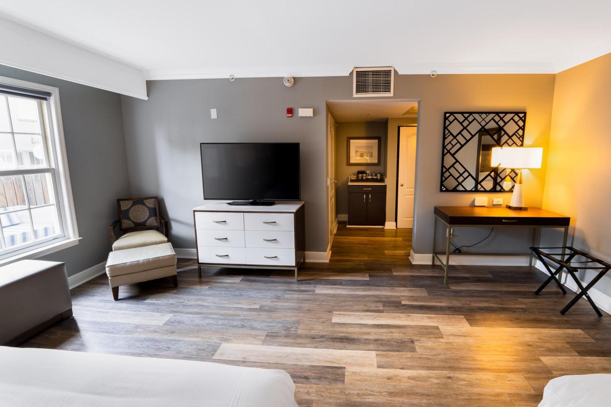 King Room City View Mobility Accessible