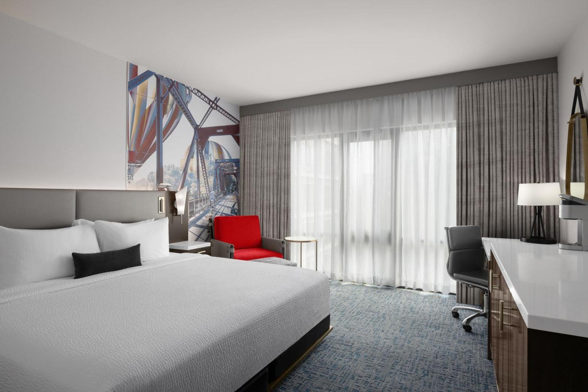Capitol King Room