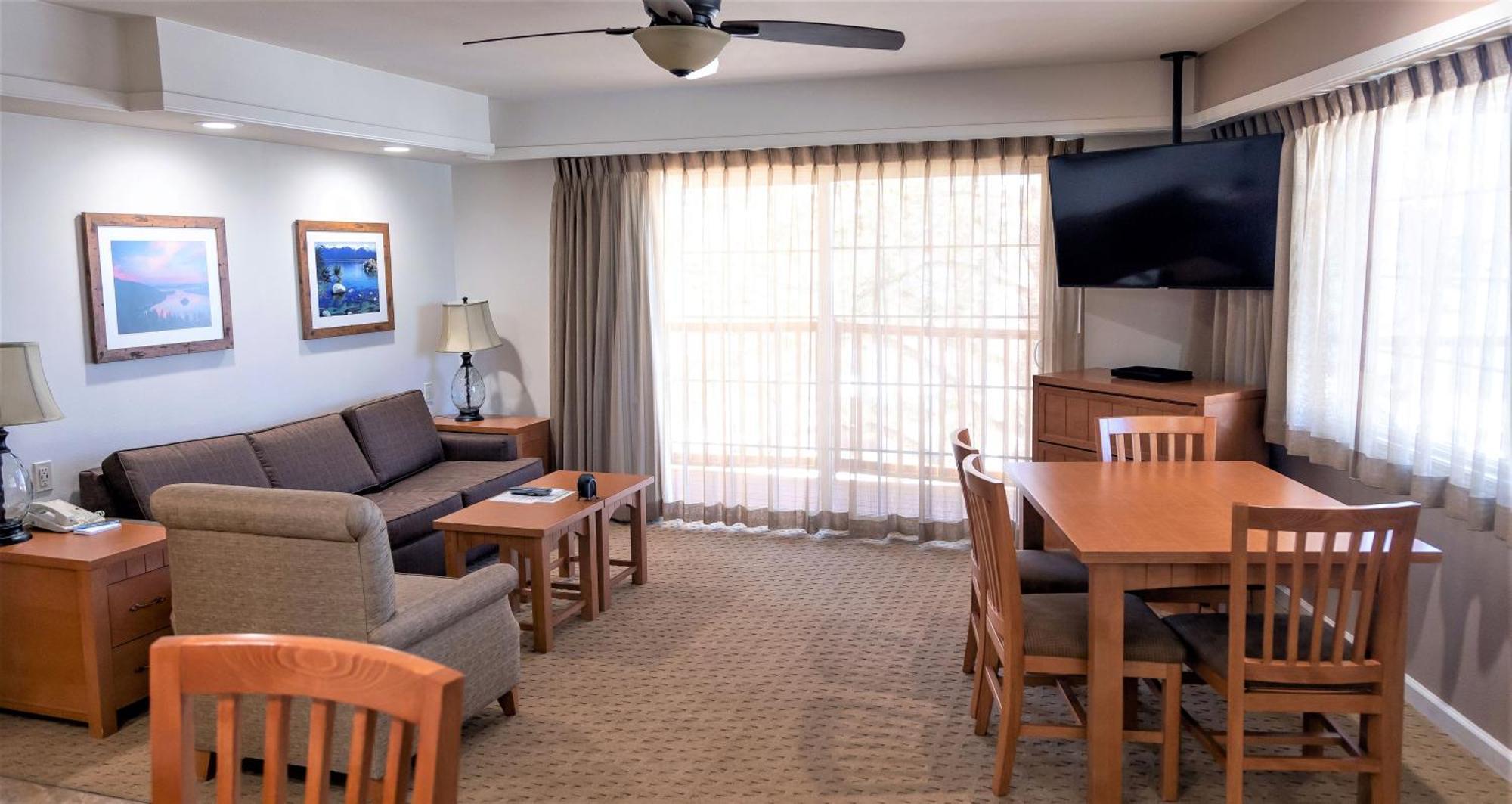Deluxe One-Bedroom Suite