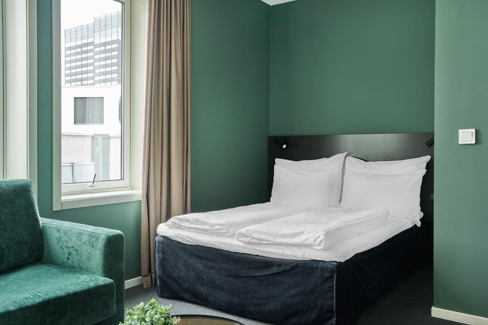 Smart Deluxe Room