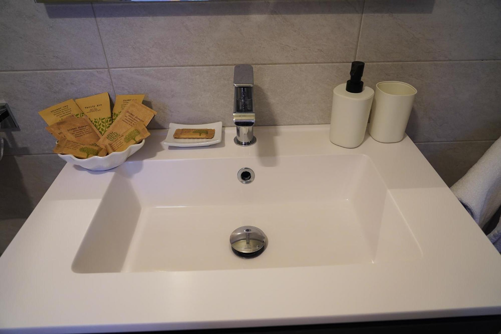 Double Room,1609774641:JPEG