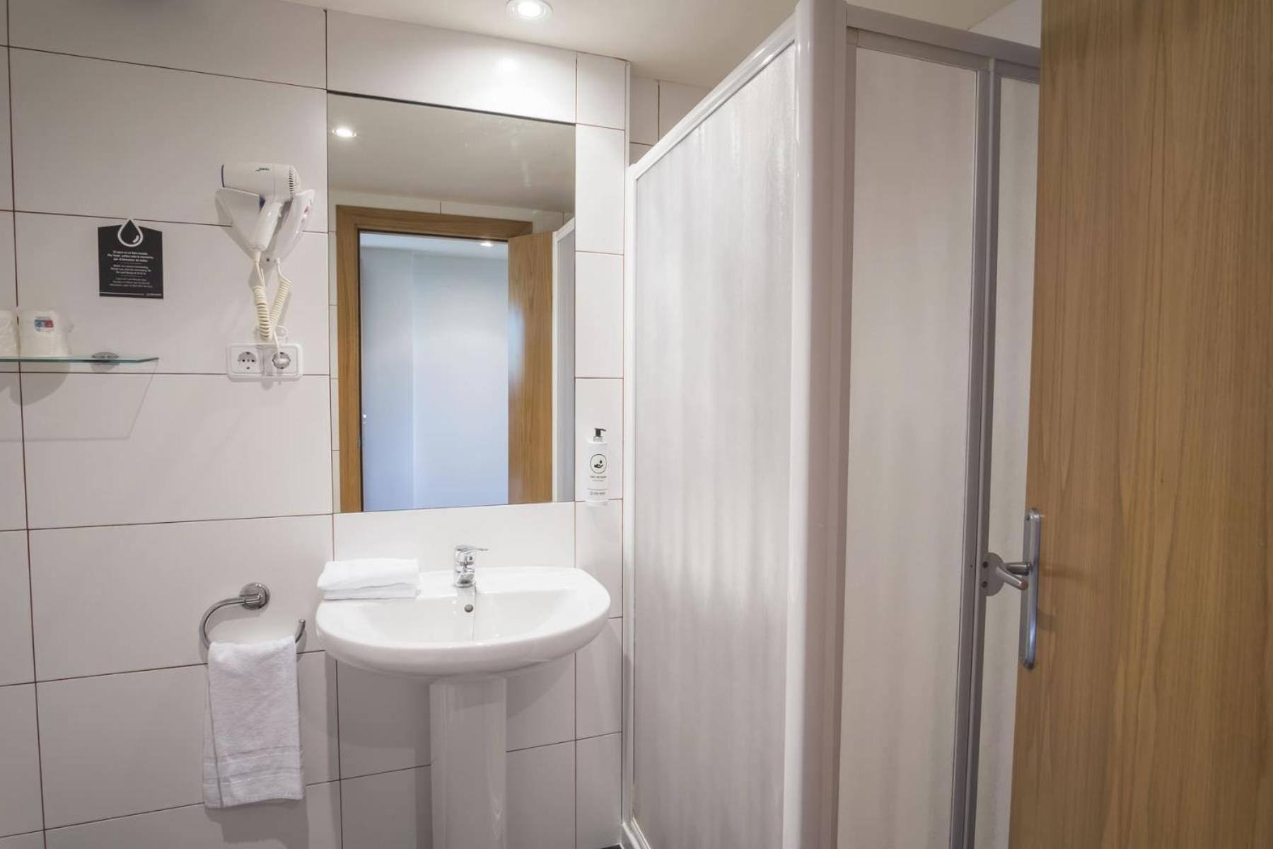 Double Room,1610215845:JPEG