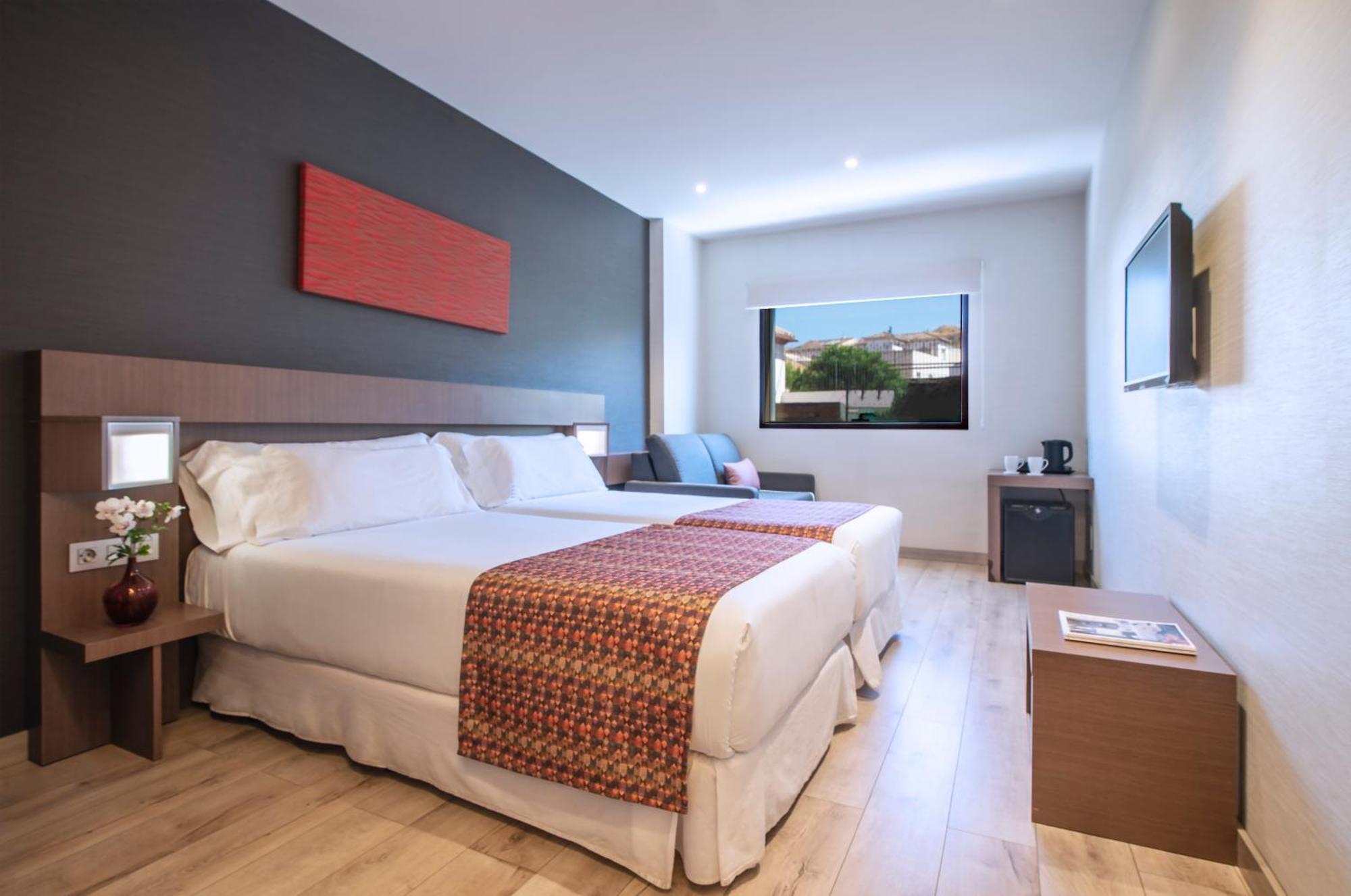 Triple Room (2 Adults + 1 Child),1610222894:JPEG