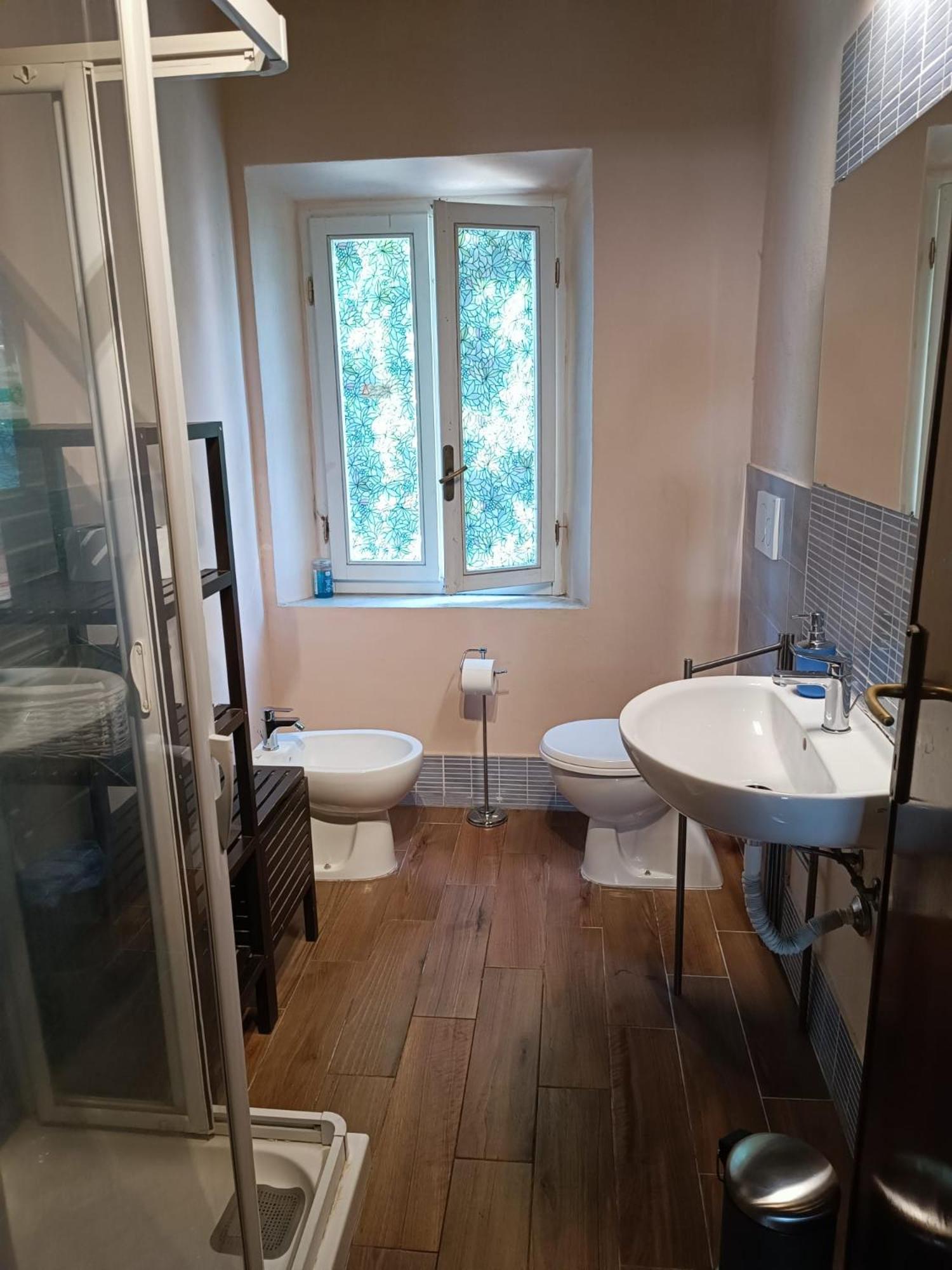 Double Room Private External Bathroom
