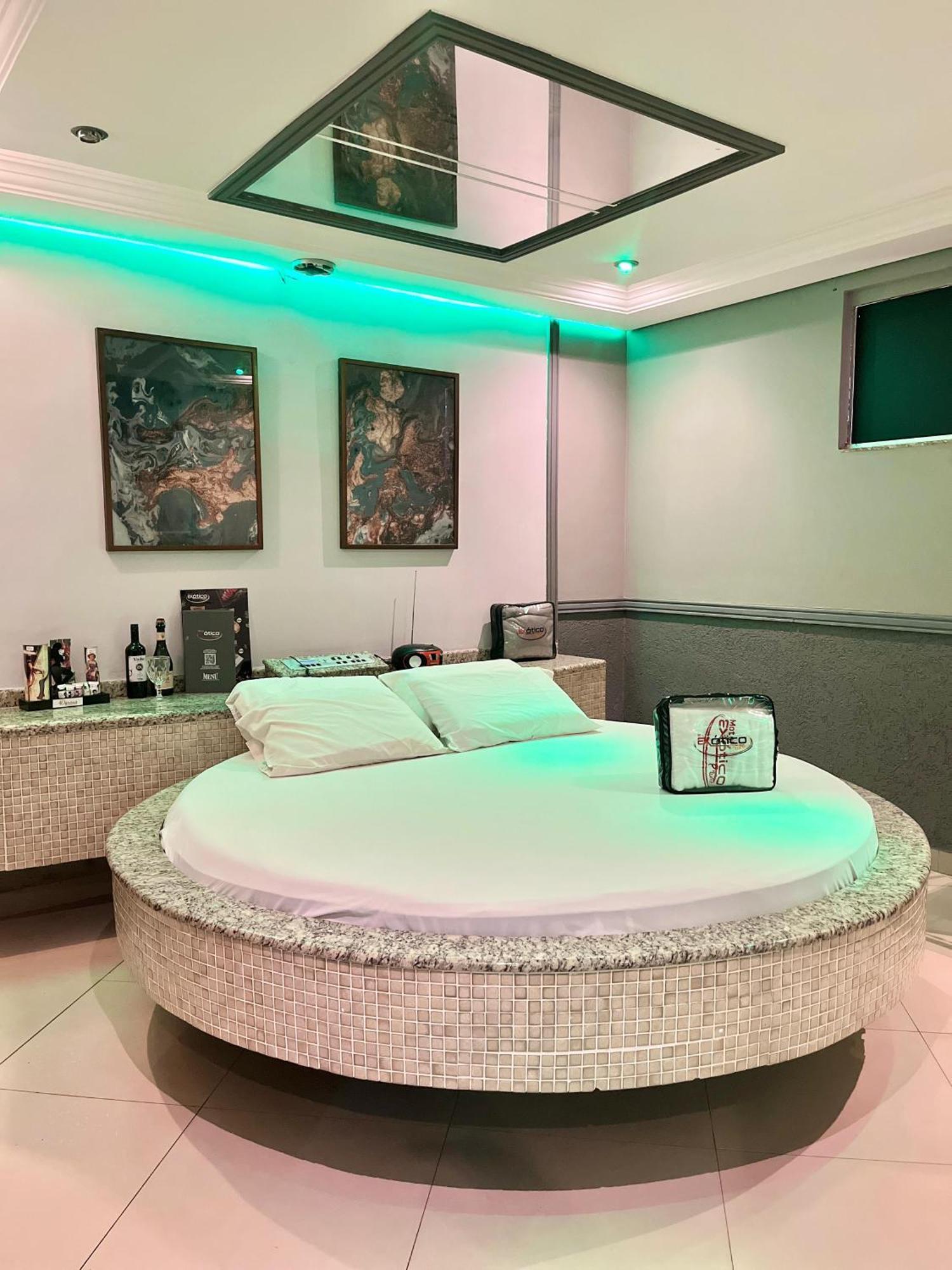 Suite Hot Tub