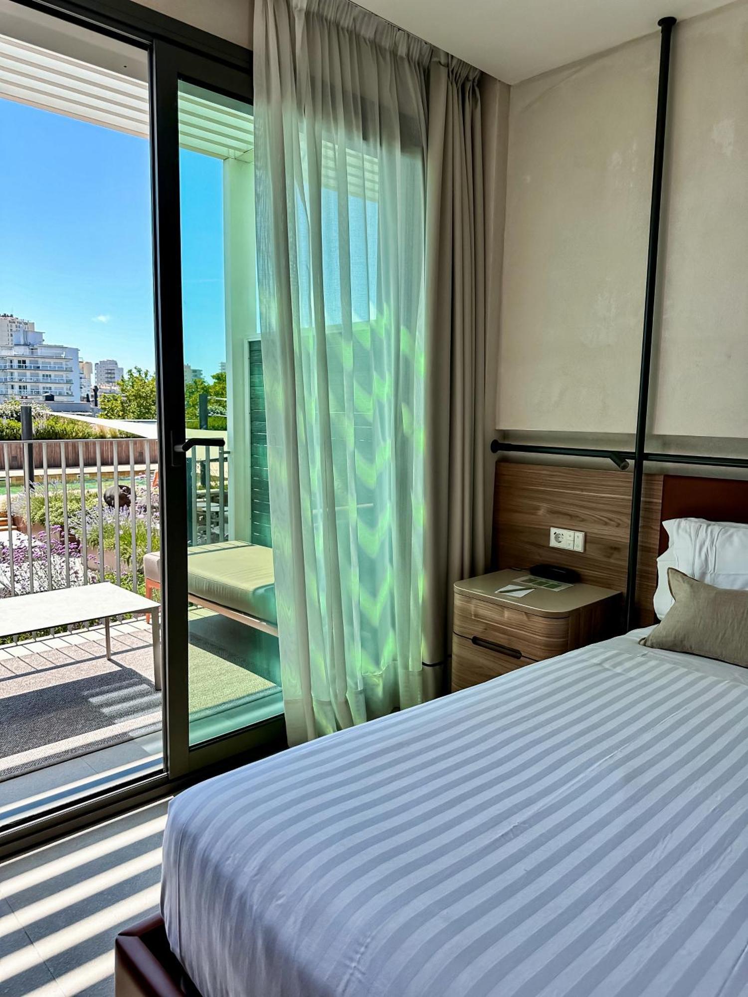 Double or Twin Room Pool View