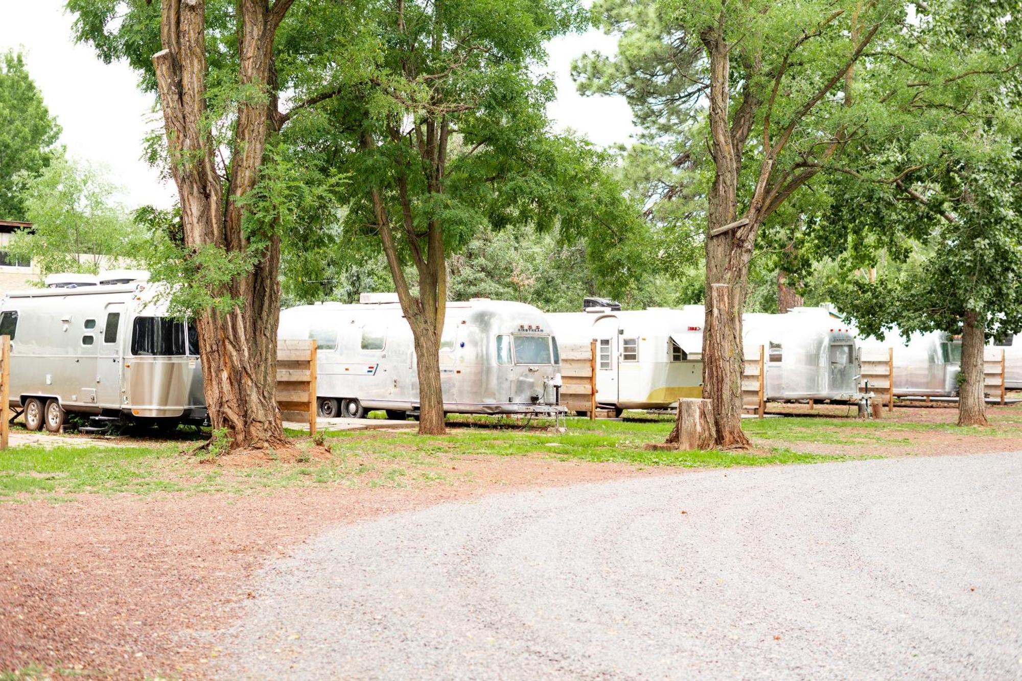 Mobile Home,1695372066:JPEG