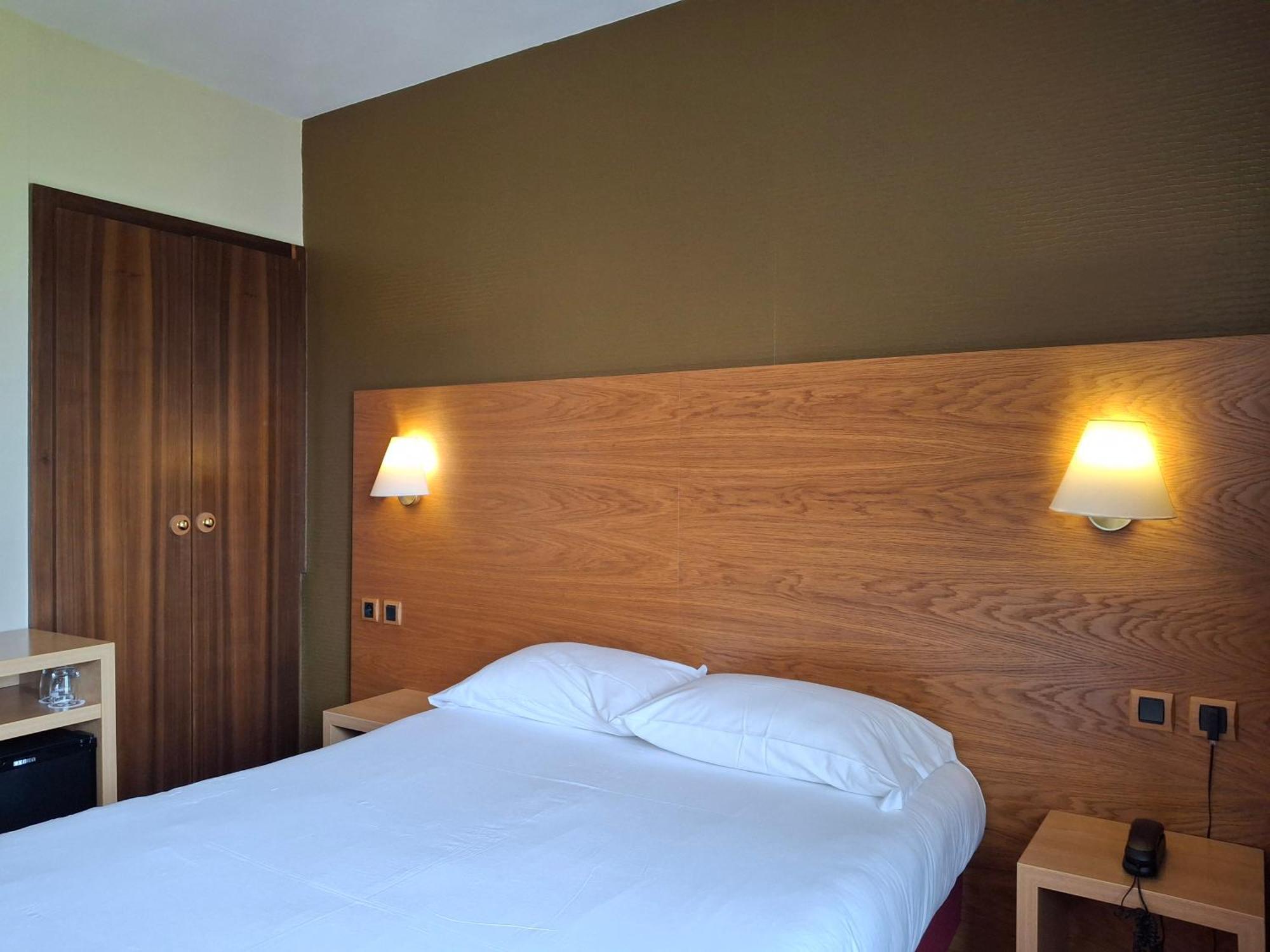 Classic Room,1611058266:JPEG