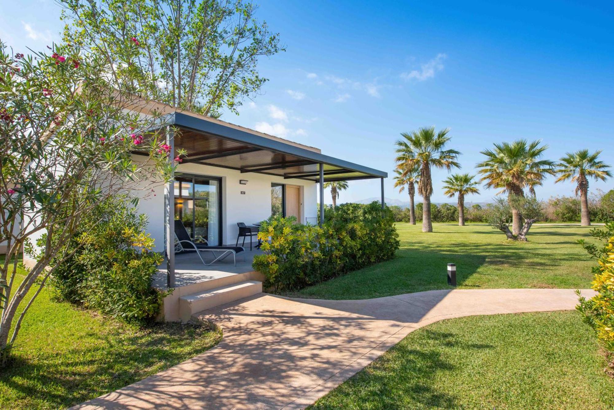 Silver Bungalow