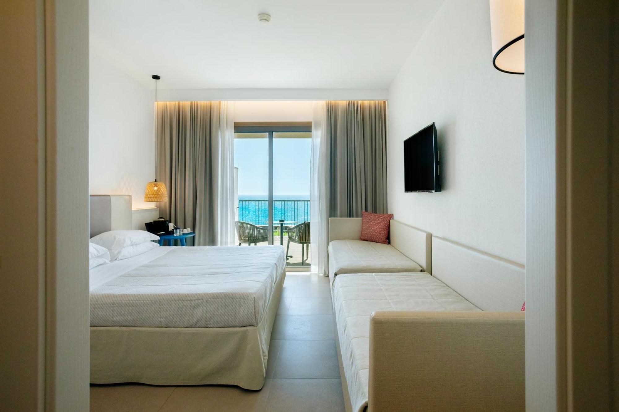 Deluxe Double Room Sea View