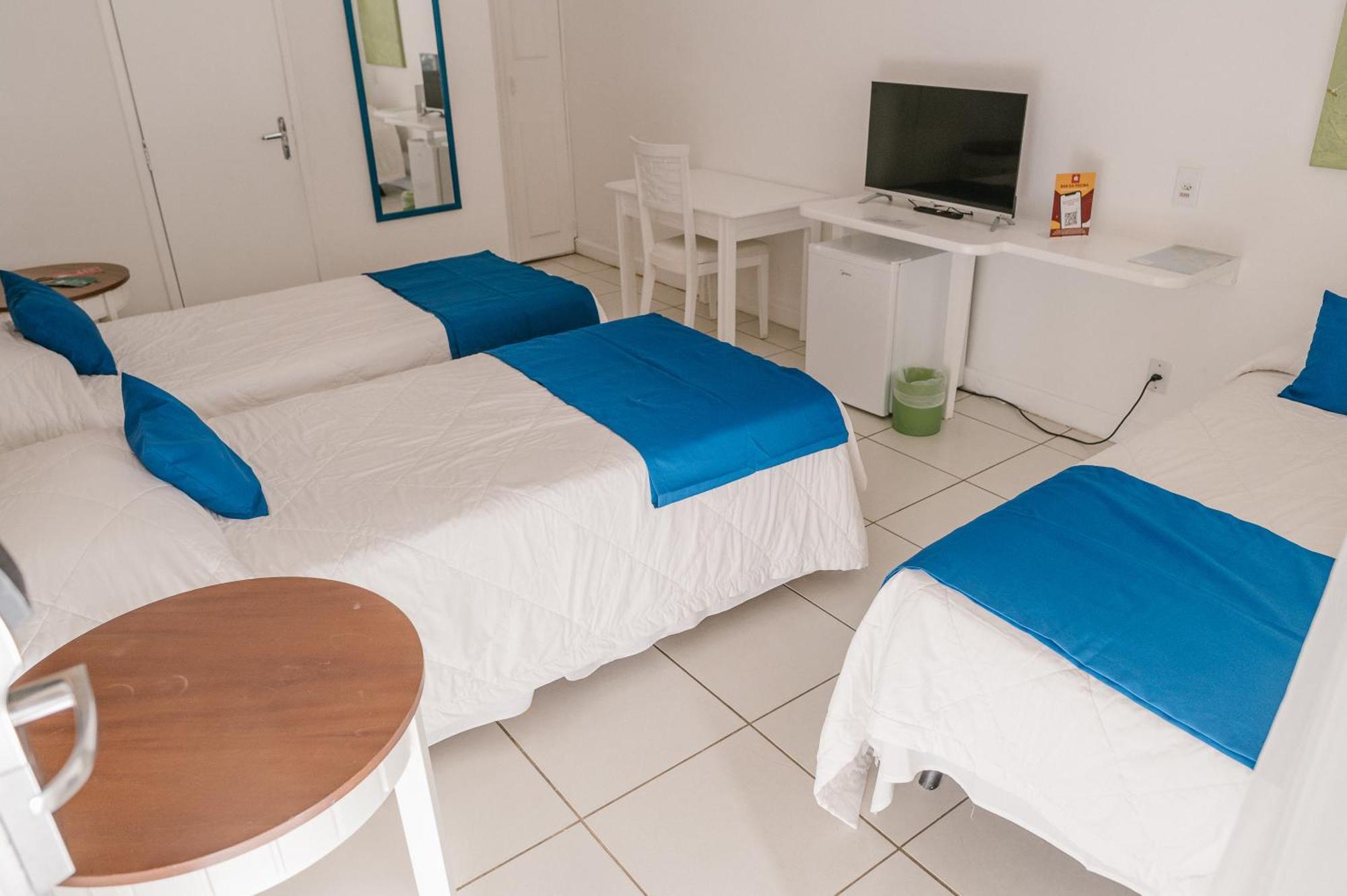 Standard Triple Room Internal view