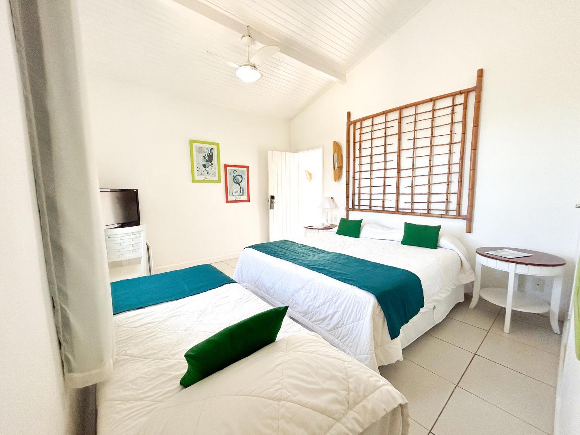 Standard Triple Room Internal view
