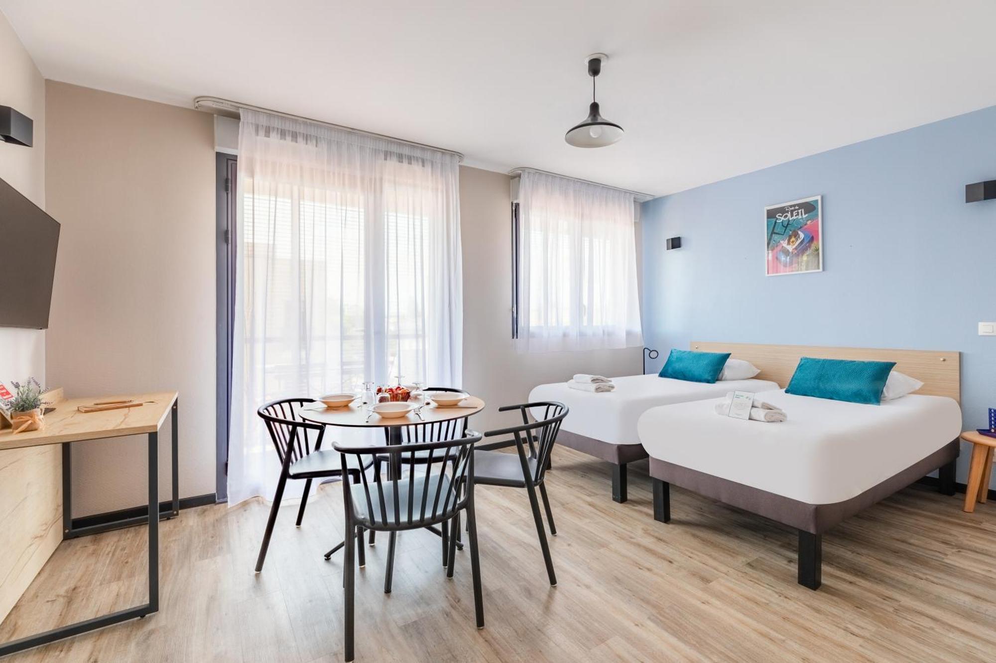 One-Bedroom Apartment,1611077932:JPEG