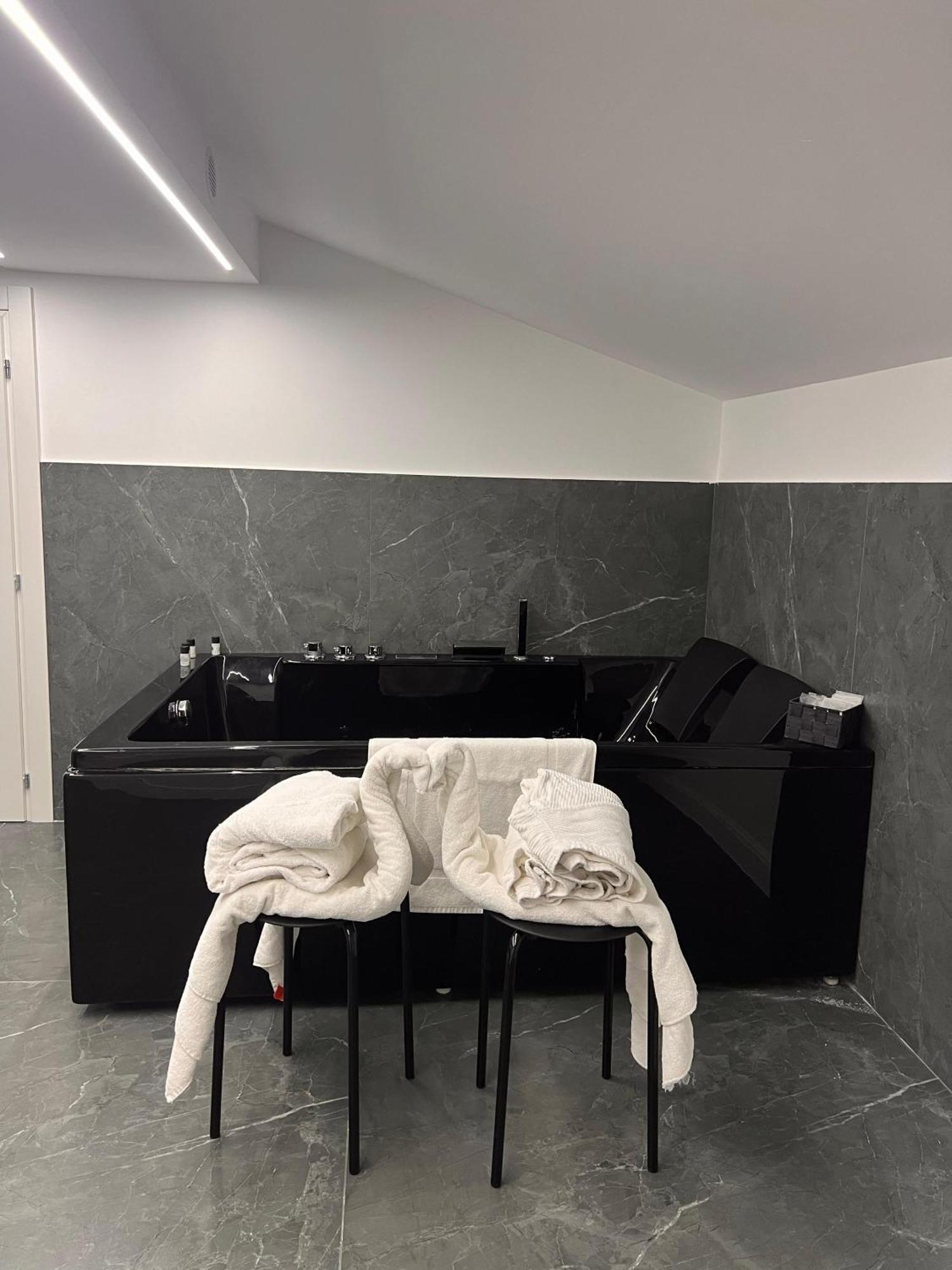 Superior Triple Room,1611079495:JPEG
