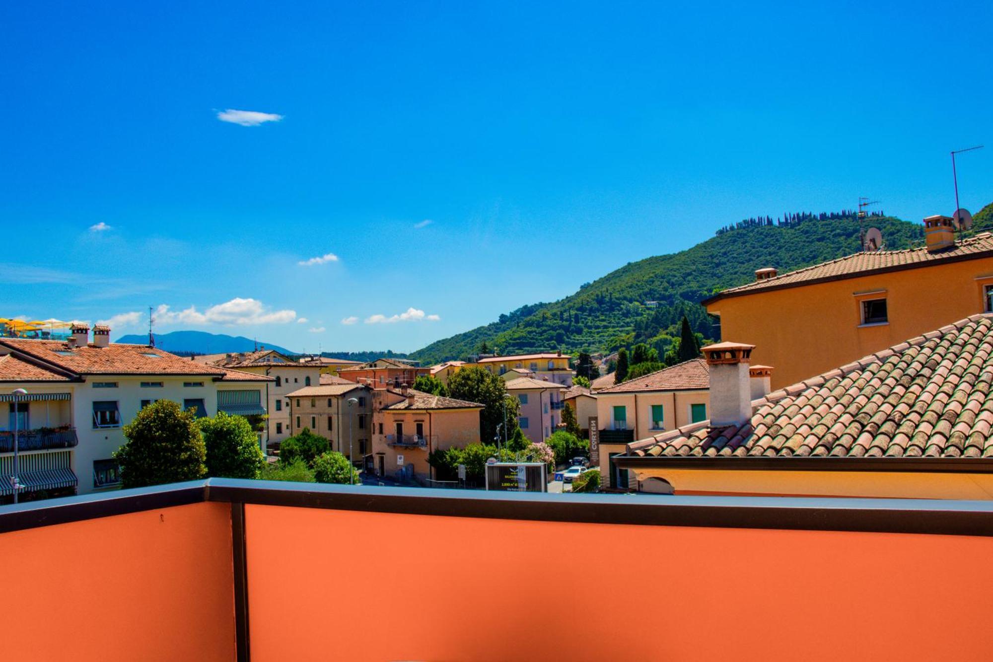 Triple Room Terrace Partial Lake View