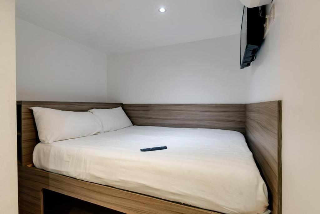 Economy Double Pod Room without Window