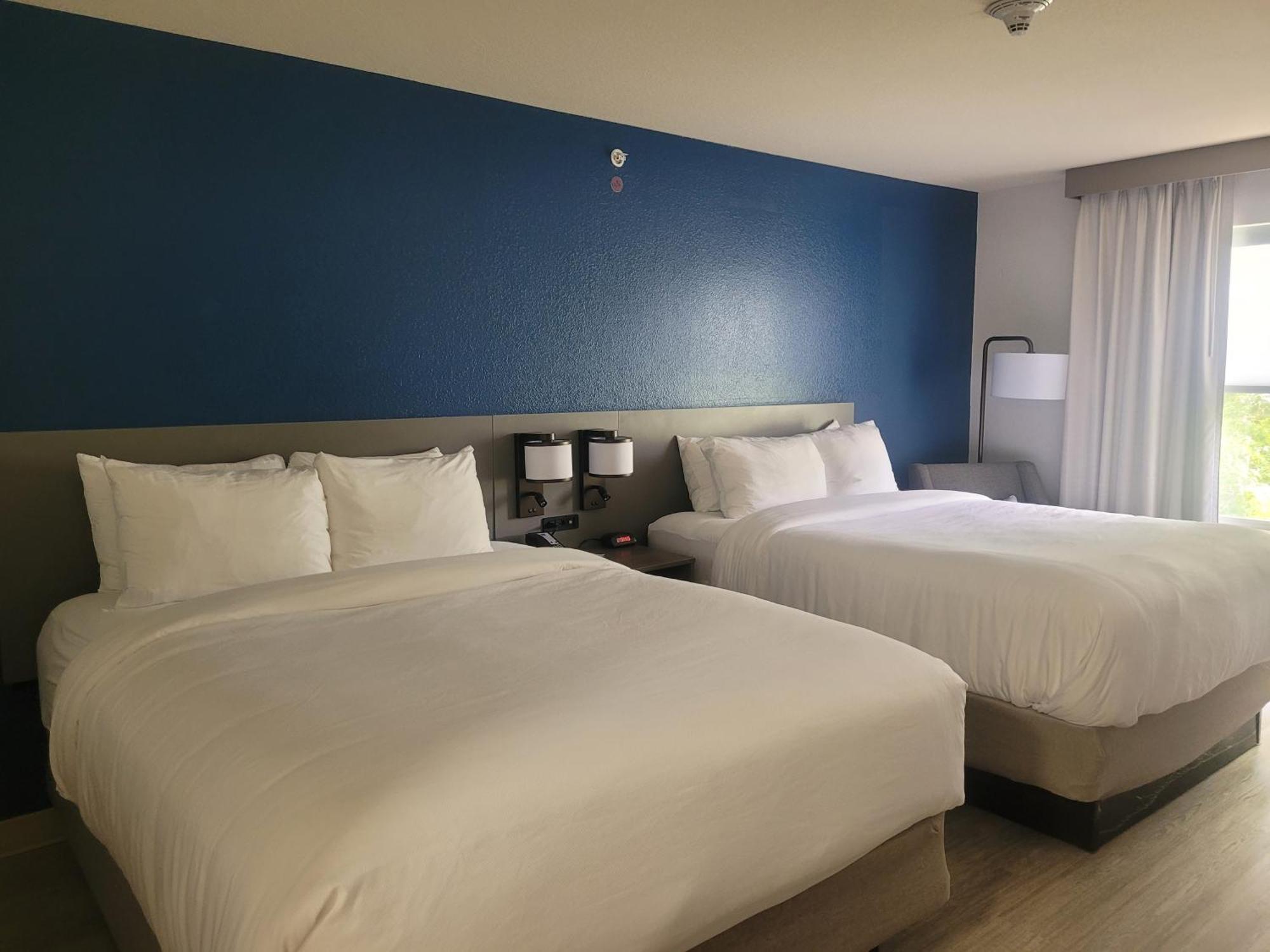 Queen Room Two Queen Beds Disability Access or Non-Smoking,1622873336:JPEG