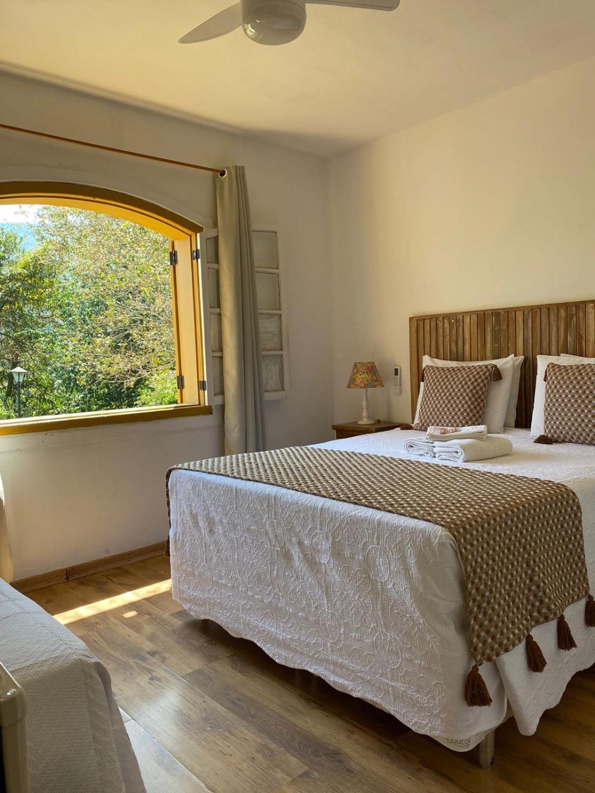 Double Room Mountain View